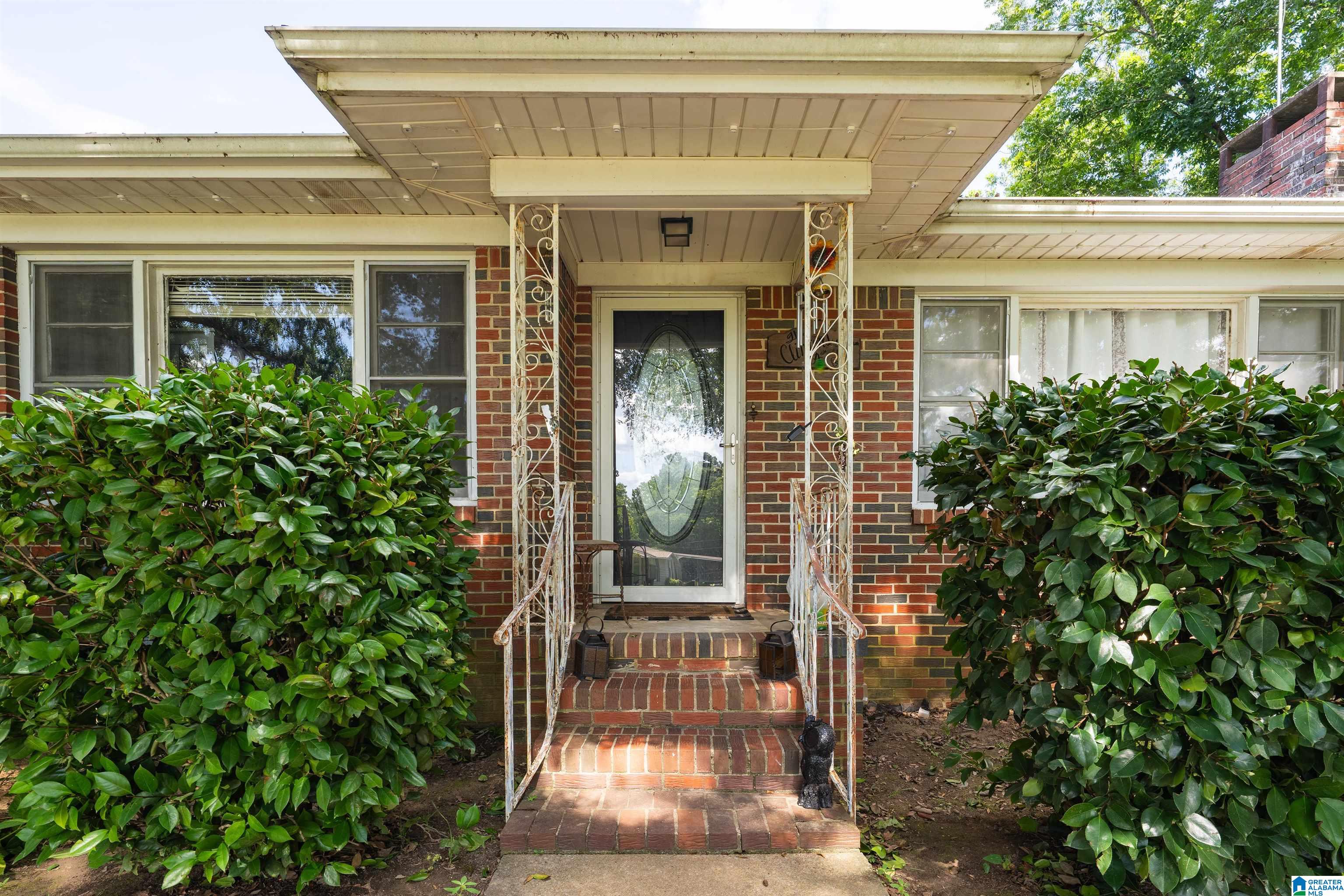 1588 WHITE DRIVE