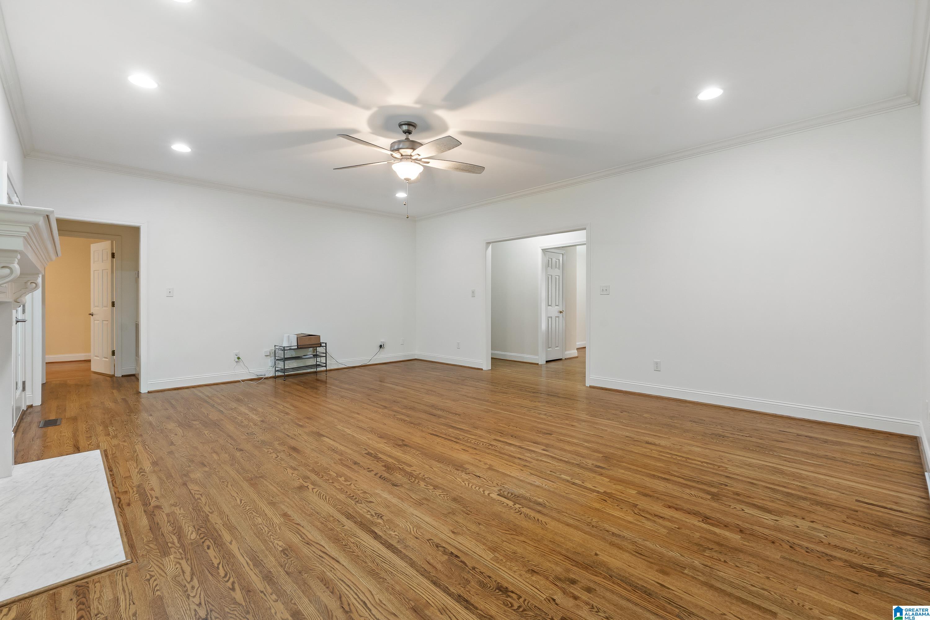 137 MOUNTAIN OAKS DRIVE