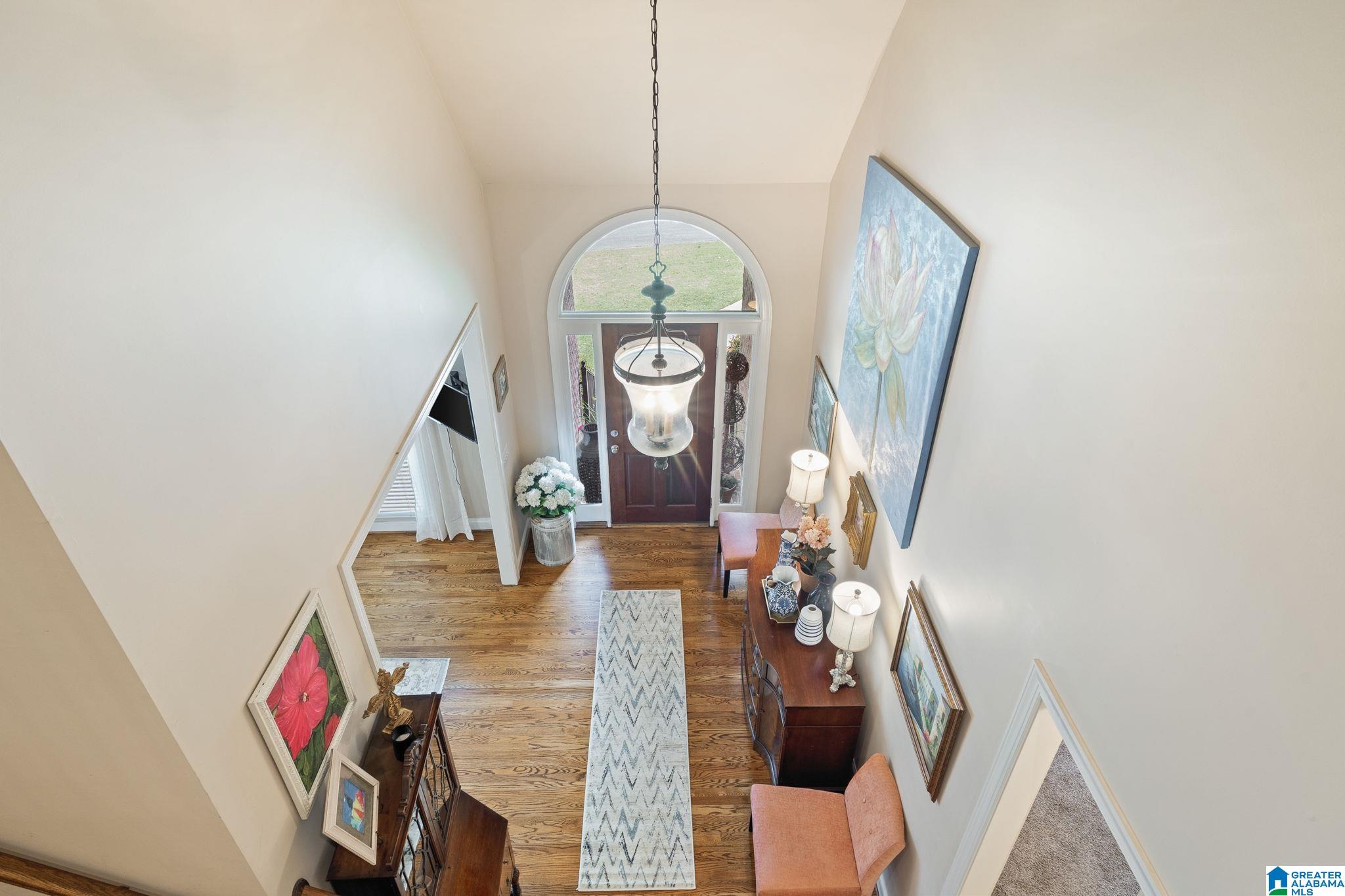 4107 CRESCENT CIRCLE