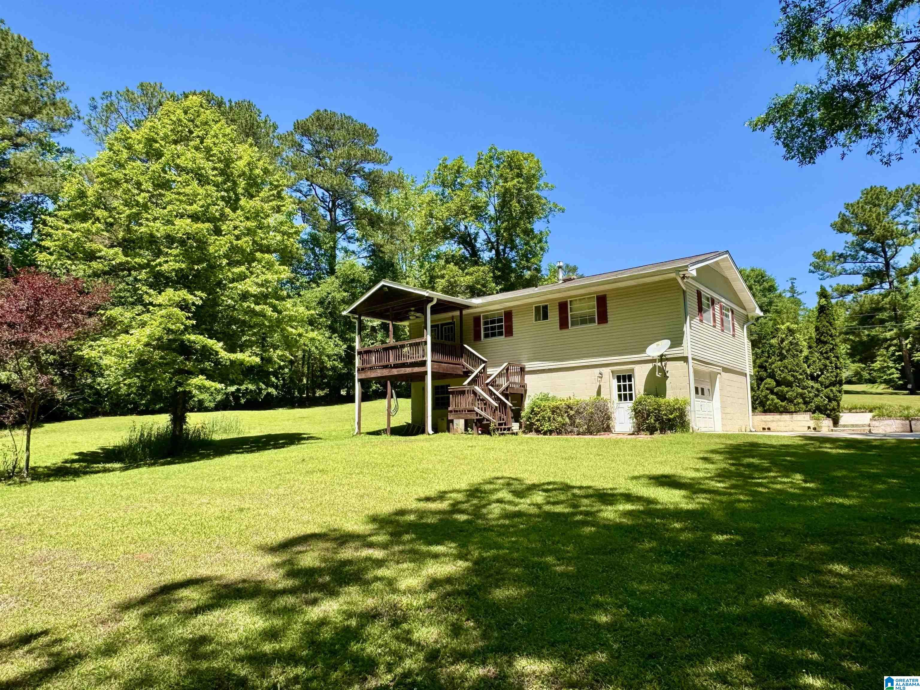455 SPRING TRAIL