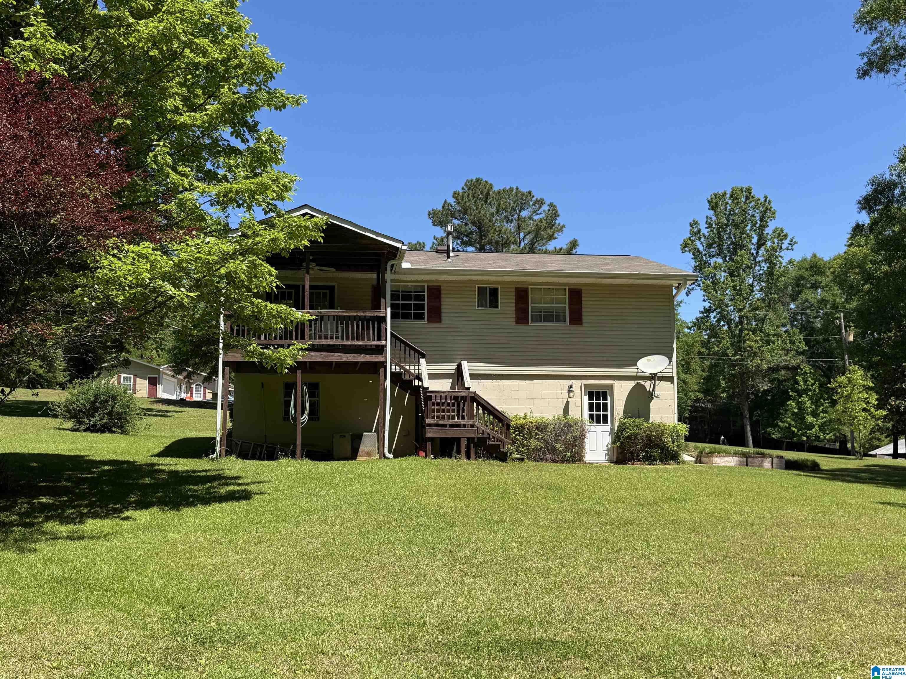 455 SPRING TRAIL