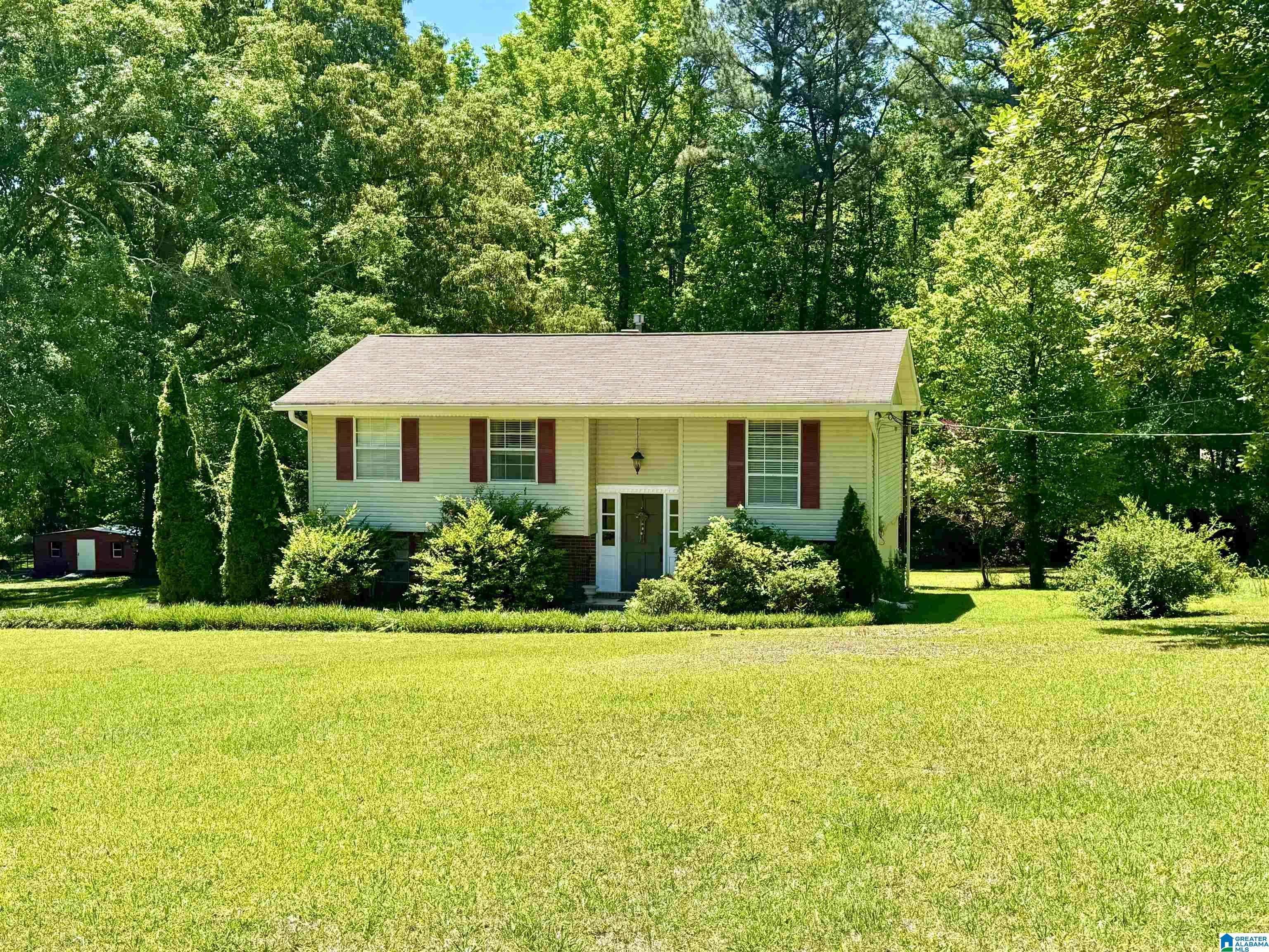 455 SPRING TRAIL