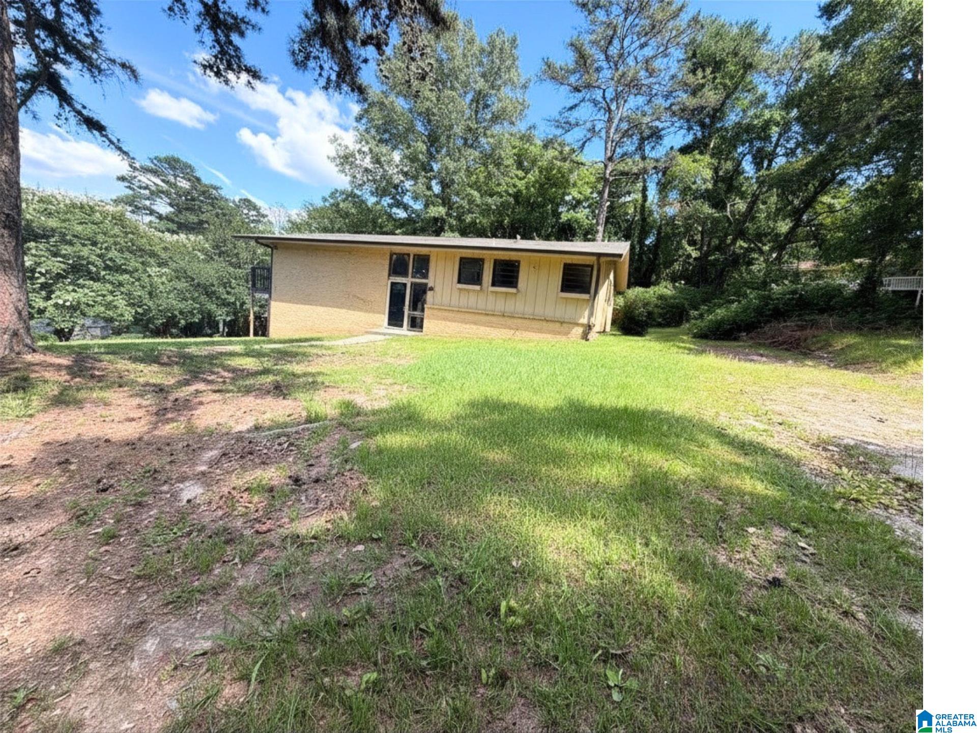 Photo 1 of 13 — 2705 4TH PLACE NW, CENTER POINT, AL 35215