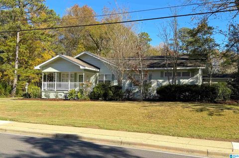1807 MONCRIEF ROAD GARDENDALE AL 35071