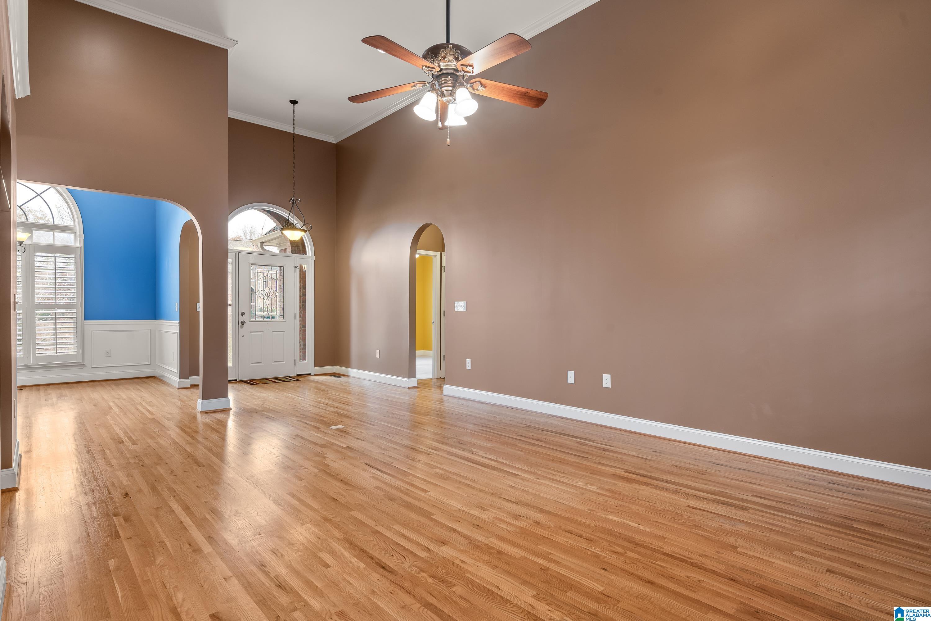 7244 CLOVERLEAF LANE