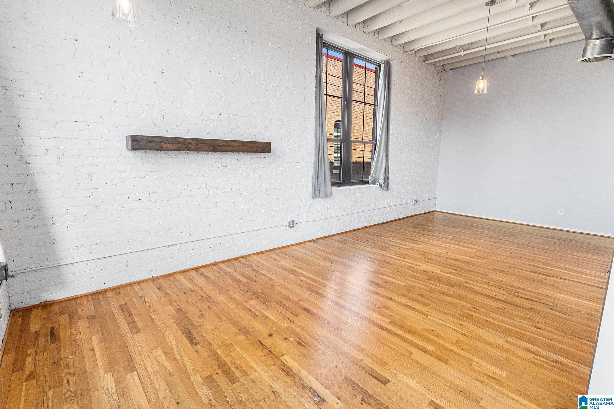 2412 2ND AVENUE N 29