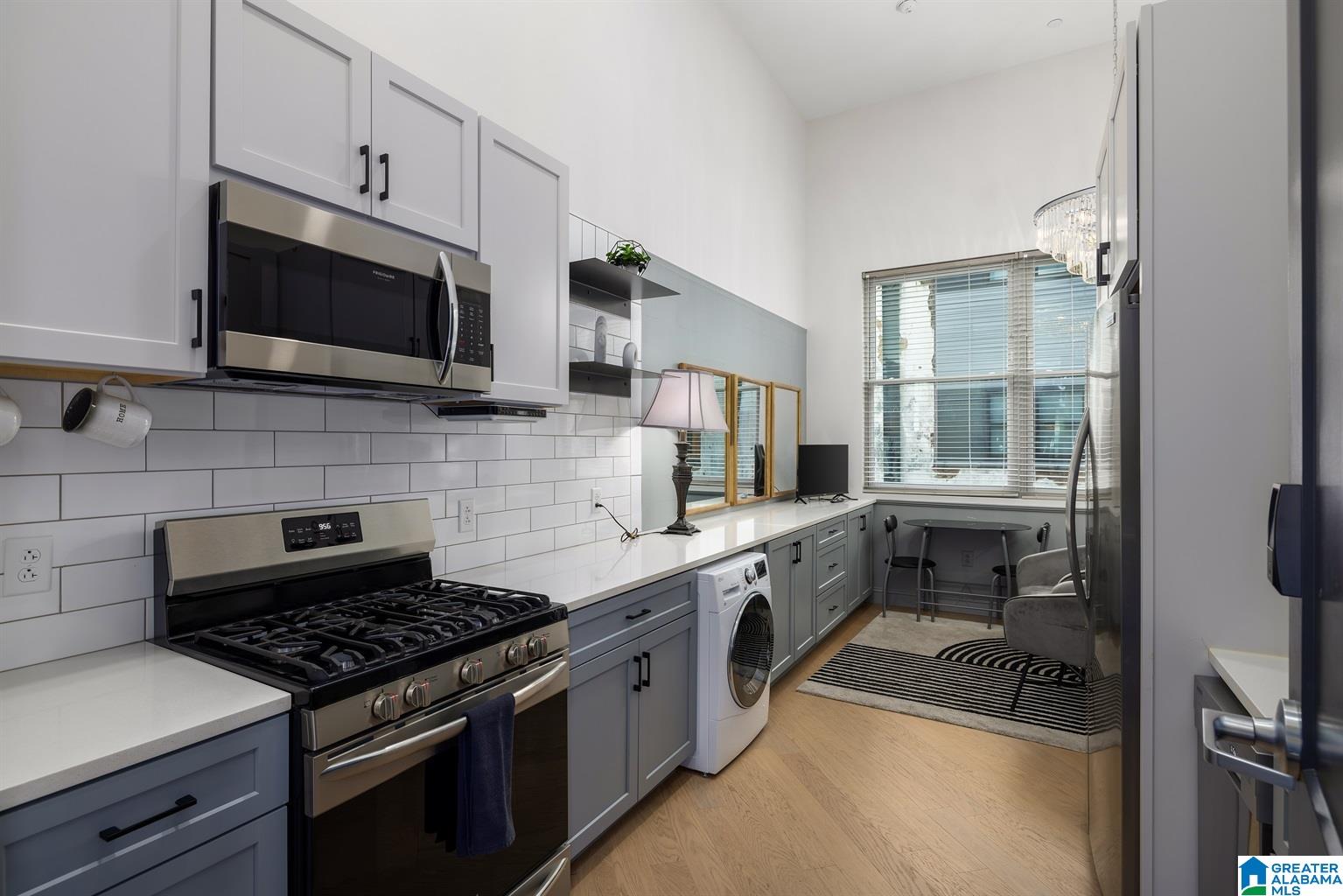 2212 MORRIS AVENUE 312