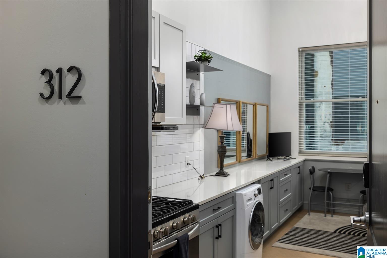 2212 MORRIS AVENUE 312