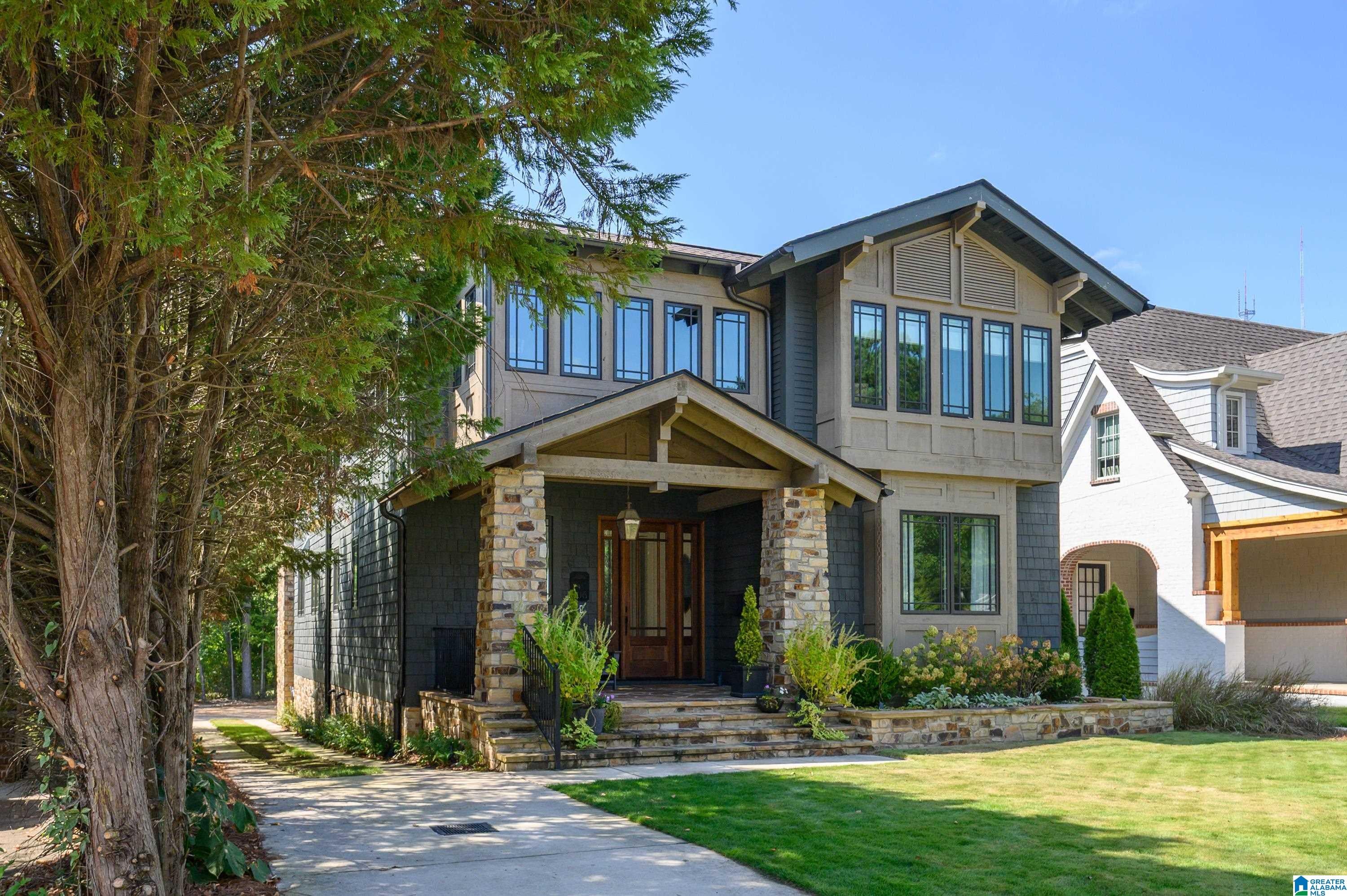 106 E EDGEWOOD DRIVE