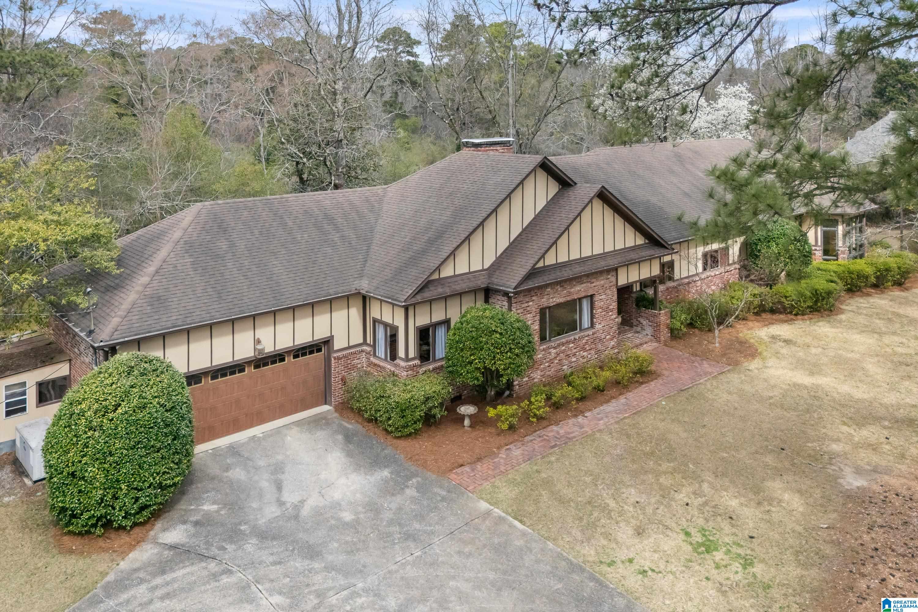 2704 ALTA VIEW DRIVE