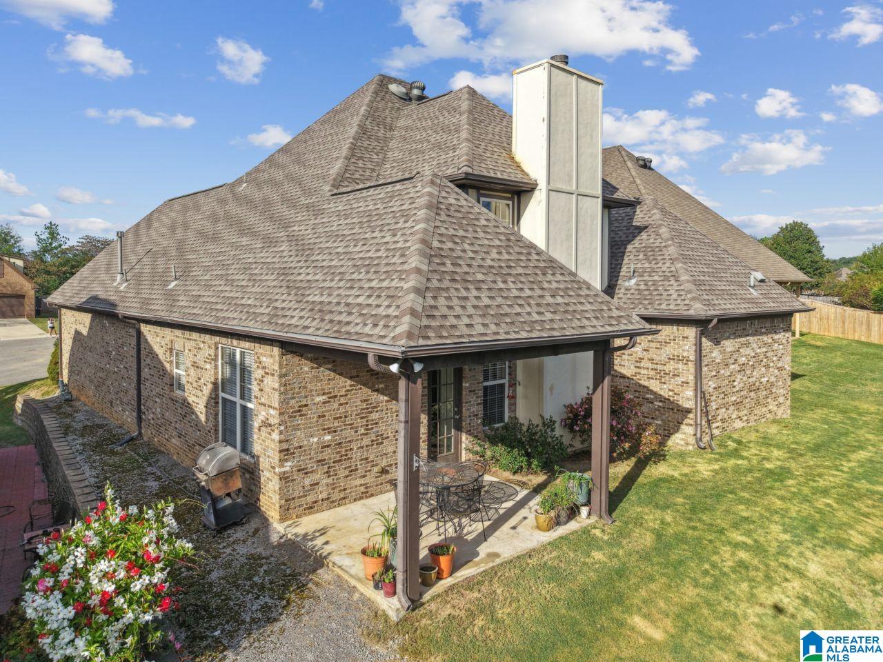 6239 PEREGRINE CIRCLE