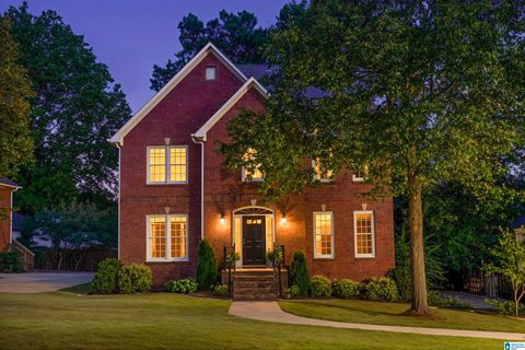 1674 CROSSGATE DRIVE VESTAVIA HILLS AL 35216