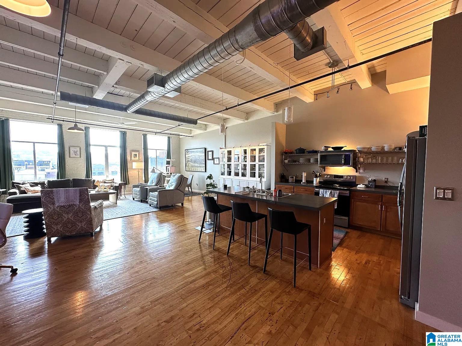 2319 N FIRST AVENUE 305
