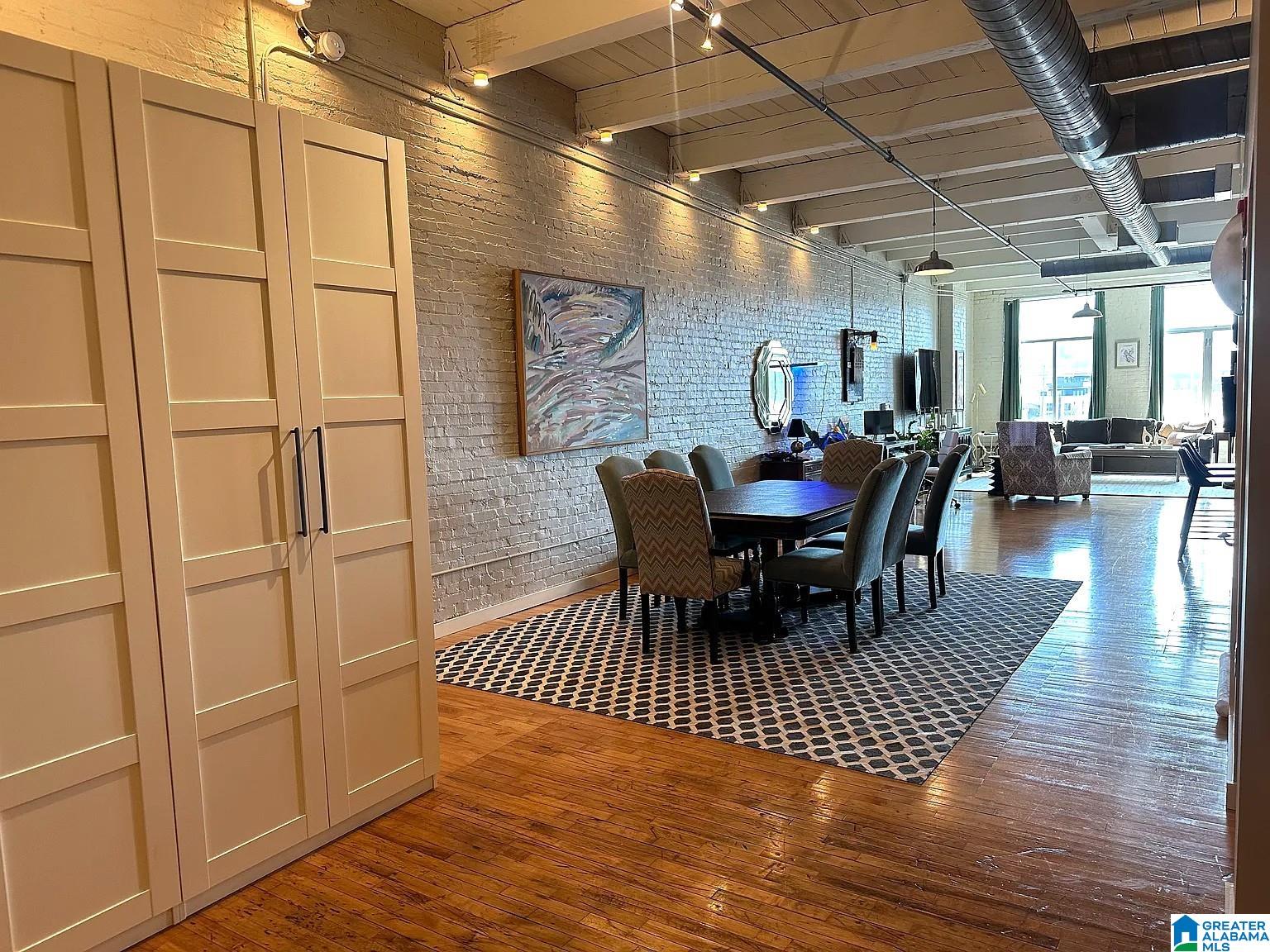 2319 N FIRST AVENUE 305