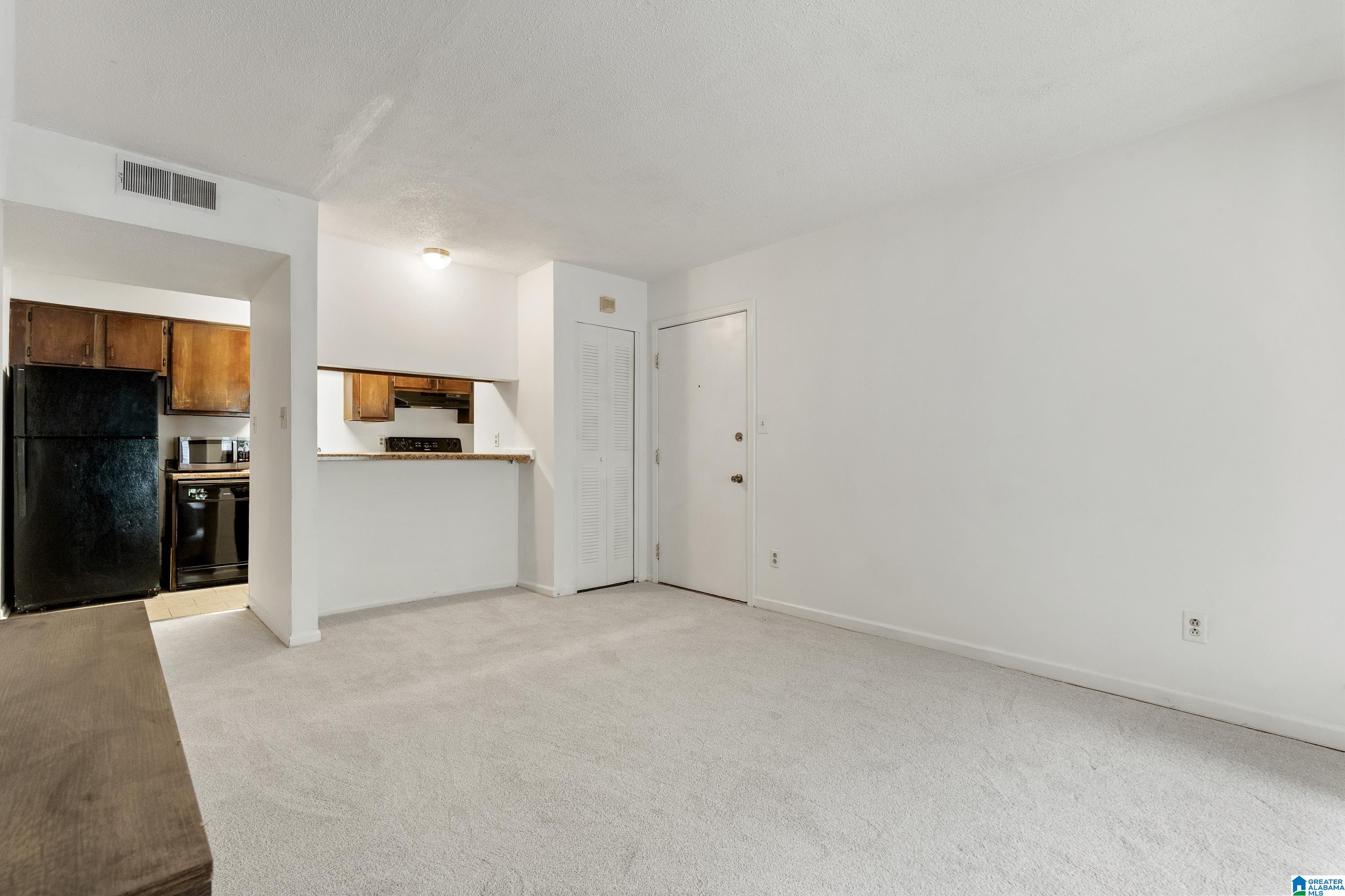 418 SKYVIEW DRIVE E