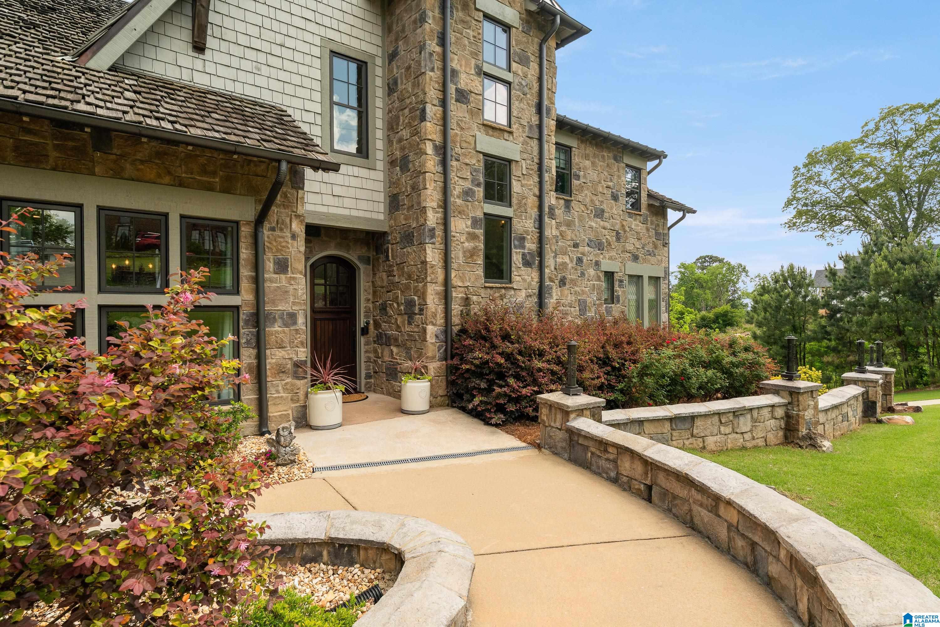 2649 ALTA GLEN DRIVE