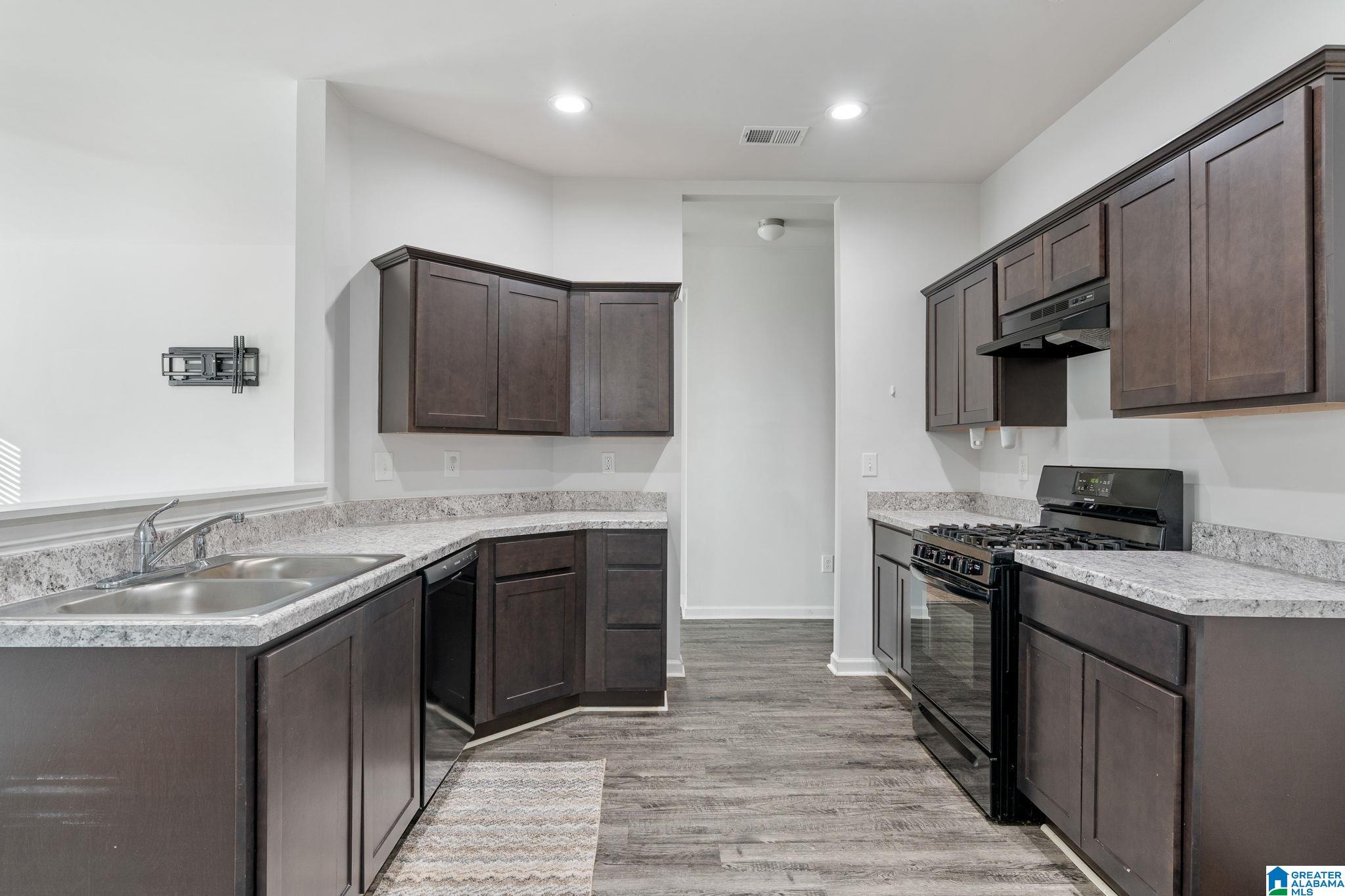 590 WOODLAND CREST ROAD