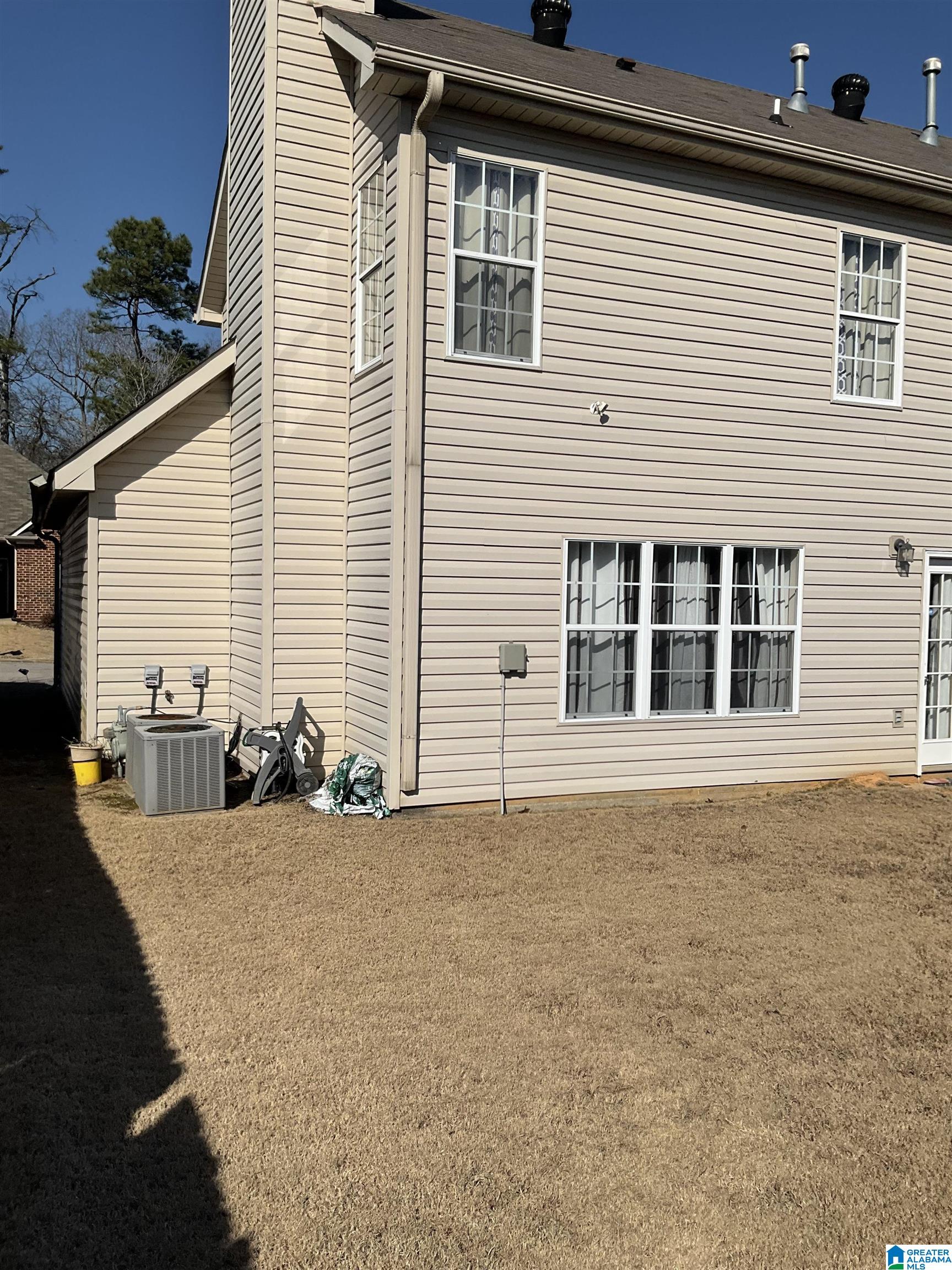 1132 WINDSOR PARKWAY