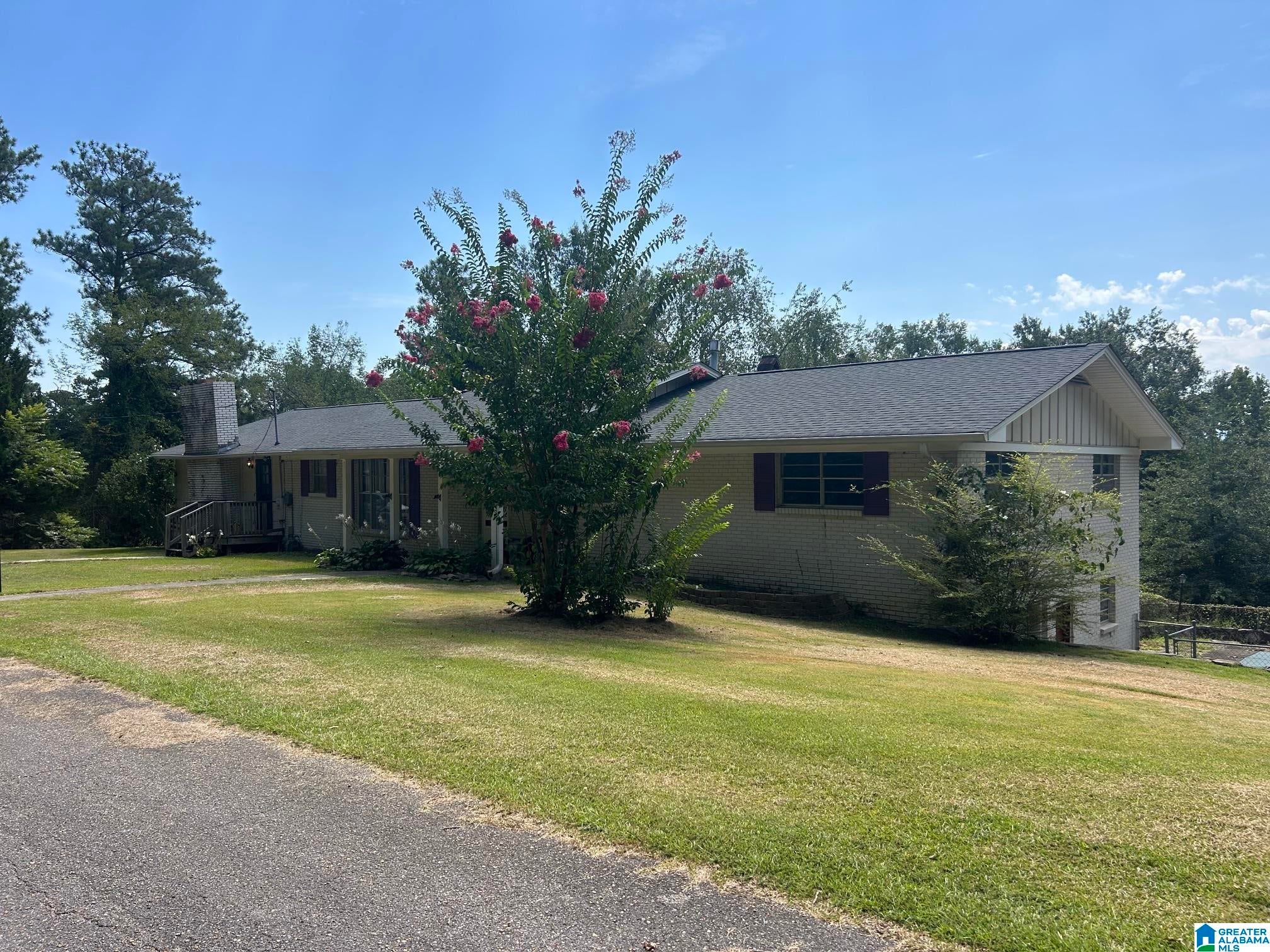 3020 BRENTWOOD DRIVE