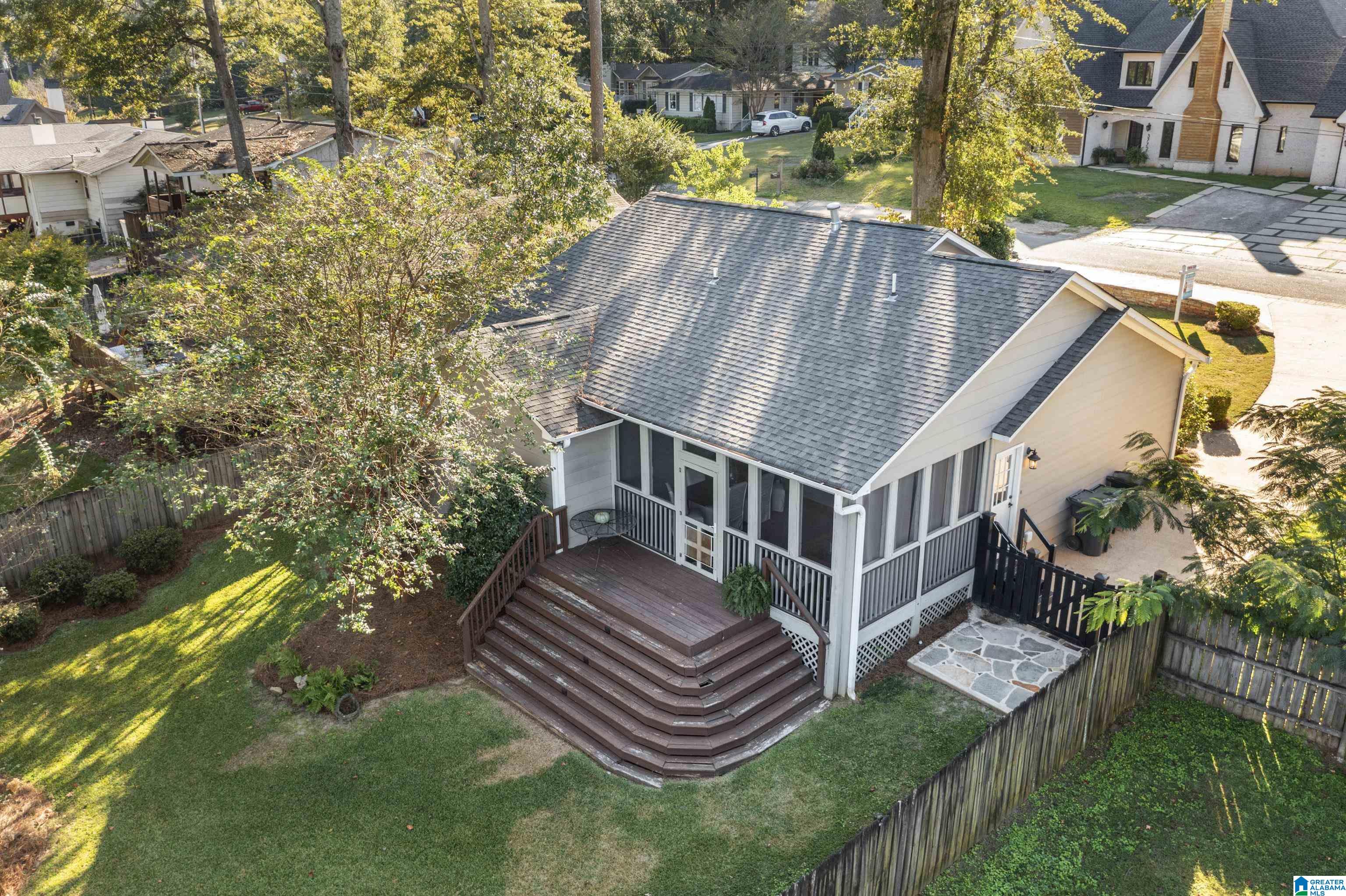 3769 GLASS DRIVE