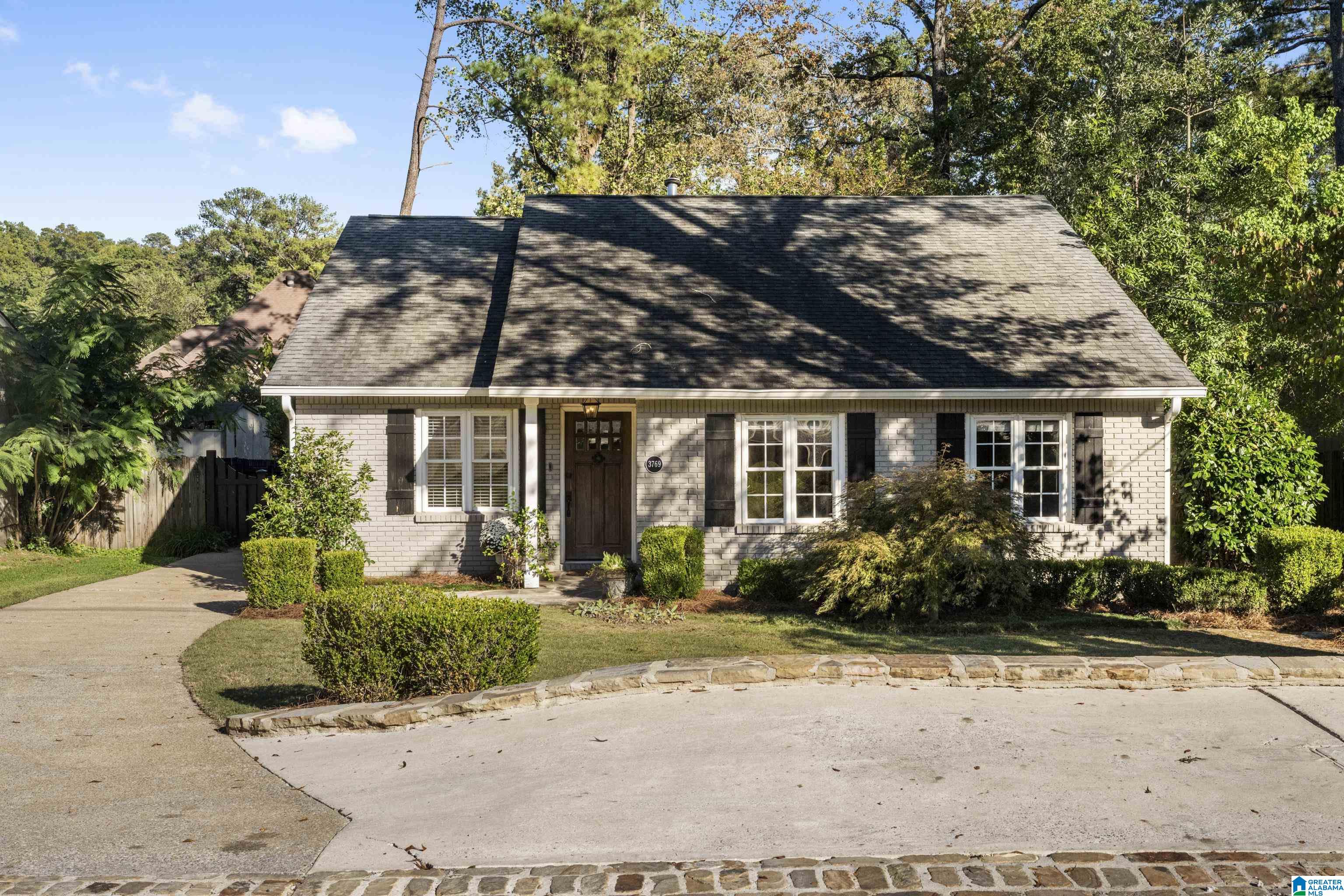 3769 GLASS DRIVE