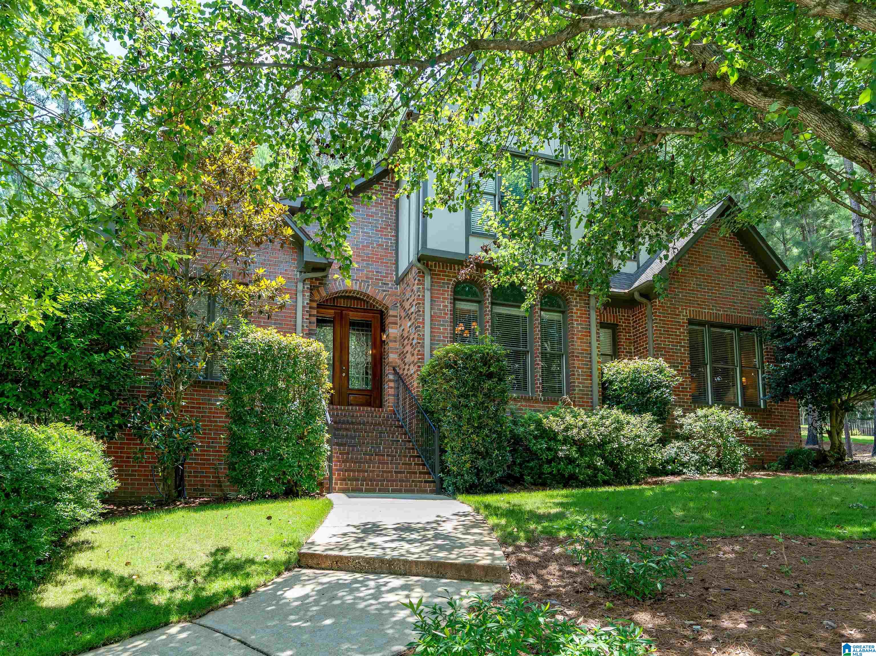 Photo 1 of 65 — 147 INDIAN GATE CIRCLE, INDIAN SPRINGS VILLAGE, AL 35242