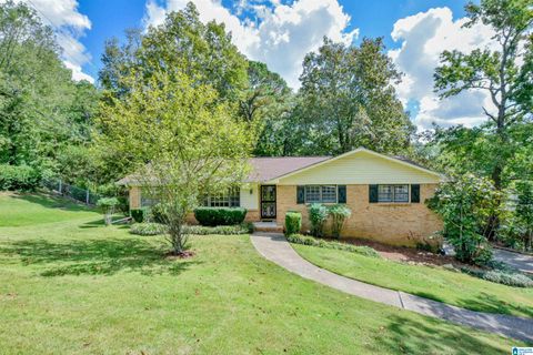 2419 GAWAIN DRIVE HOOVER AL 35226