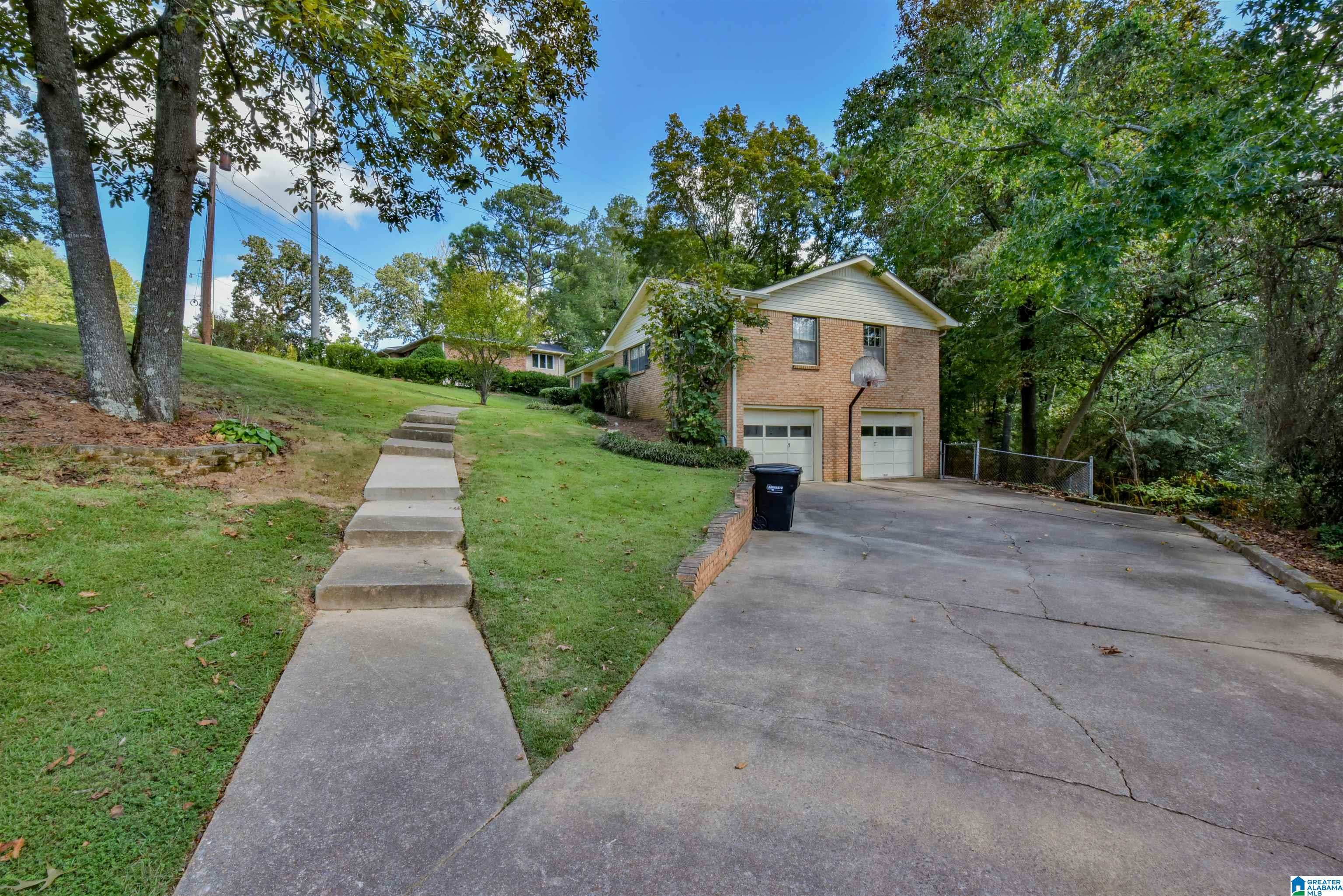 2419 GAWAIN DRIVE