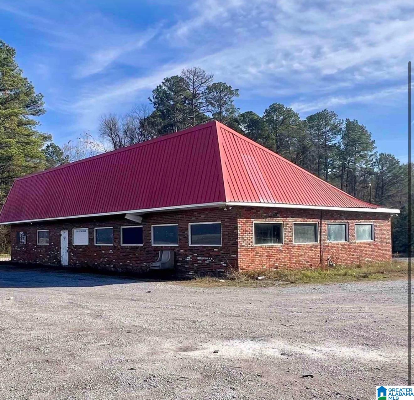 Photo 1 of 11 — 8930 HIGHWAY 25, CALERA, AL 35040