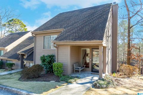 124 CAMBRIAN WAY 124 BIRMINGHAM AL 35242