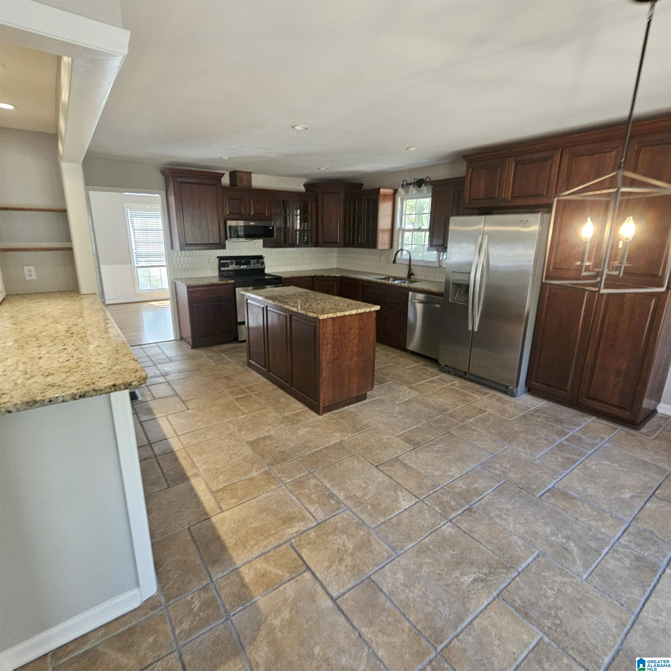 6147 VALLEY STATION DRIVE