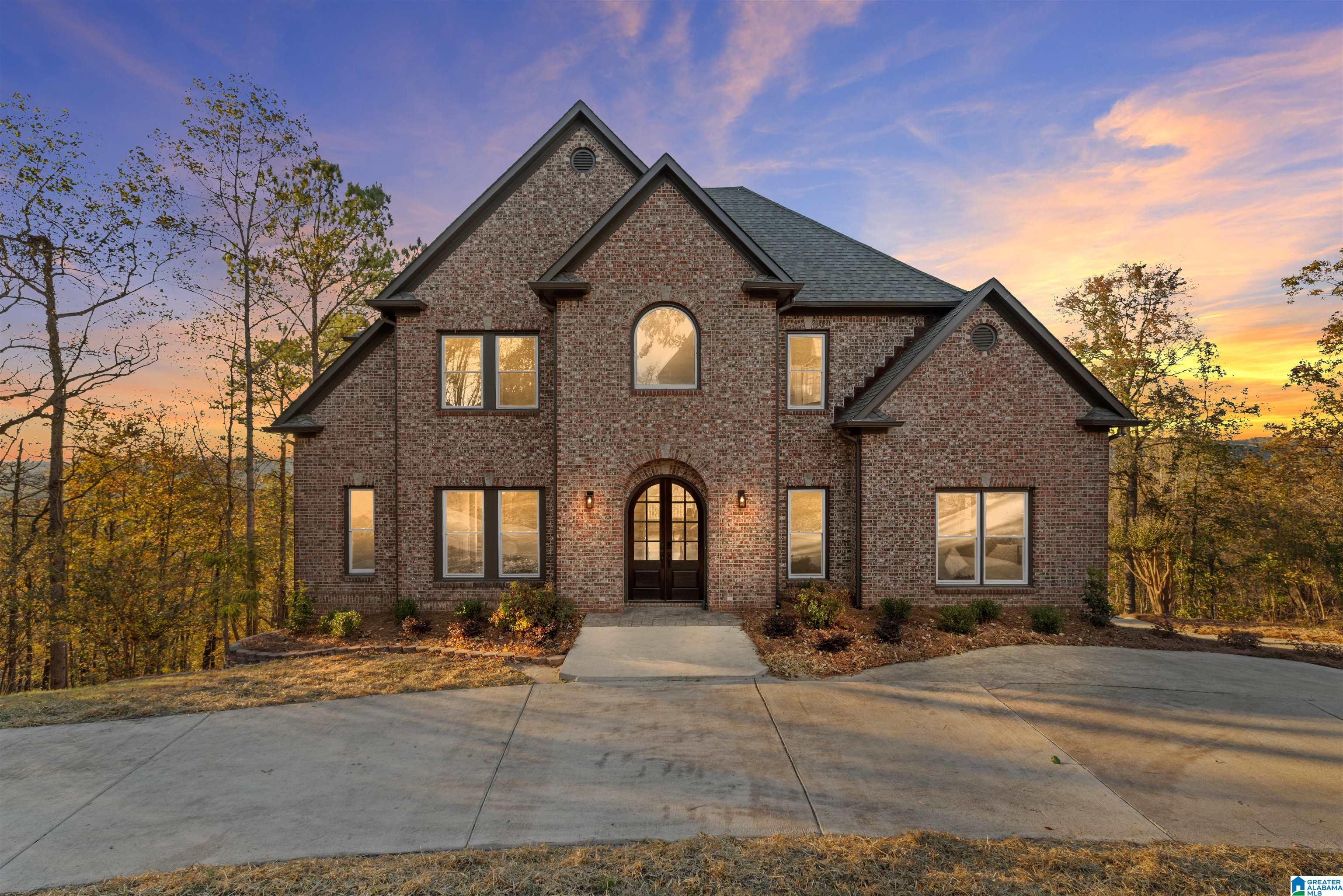 238 KINGS CREST LANE