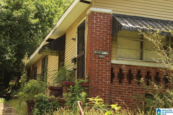 519 54TH ST, FAIRFIELD, AL 35064 - Image ab155d818c82812f0dc7bd79f7fedeb6/1638284901