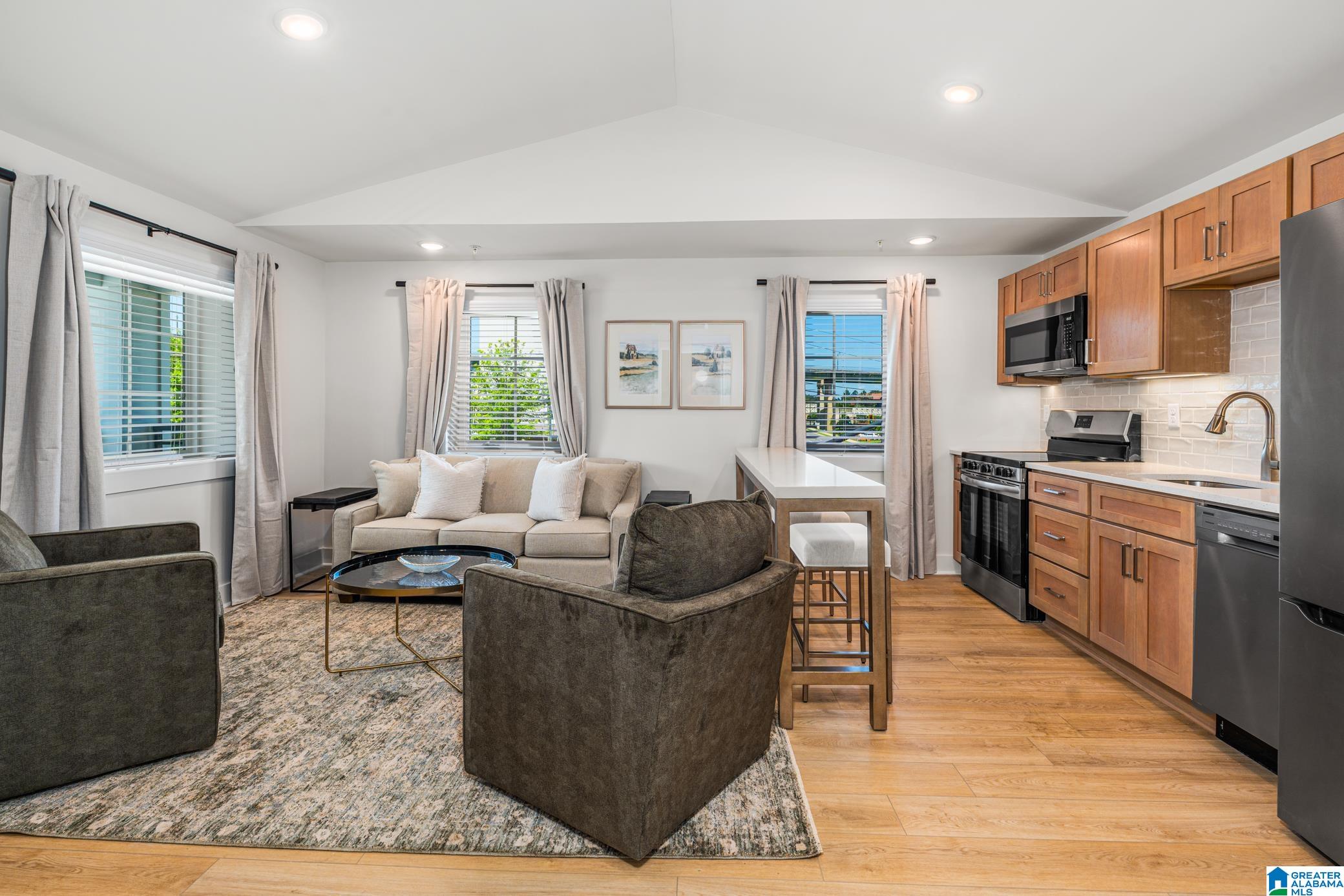 219 GREENSBORO AVENUE 1201
