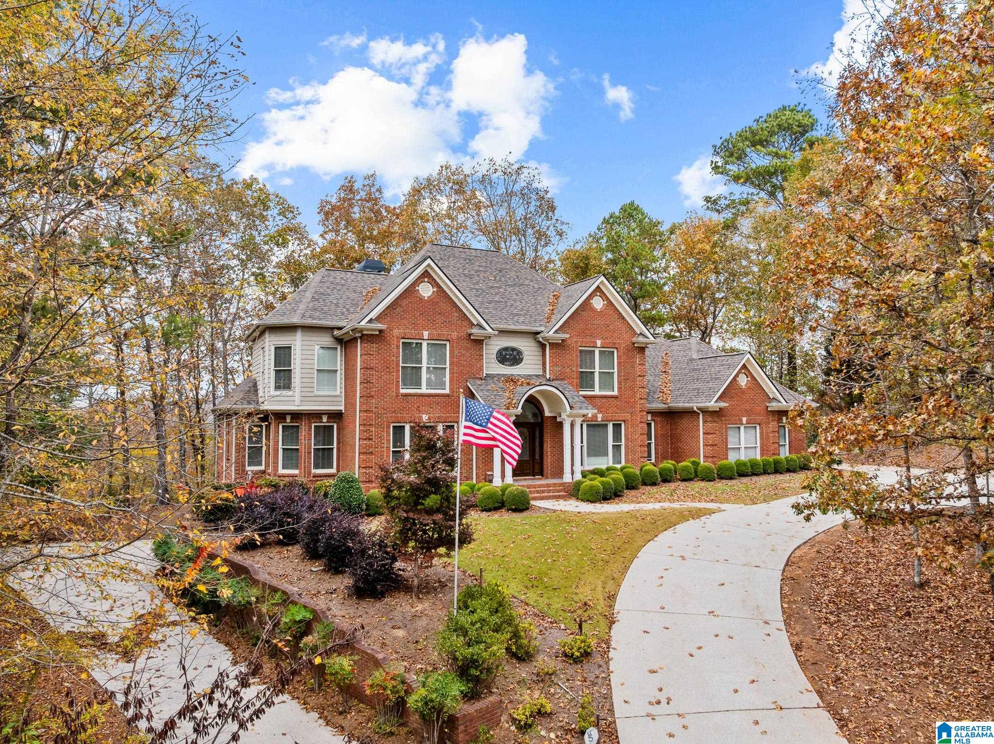 5605 RIDGEVIEW DRIVE