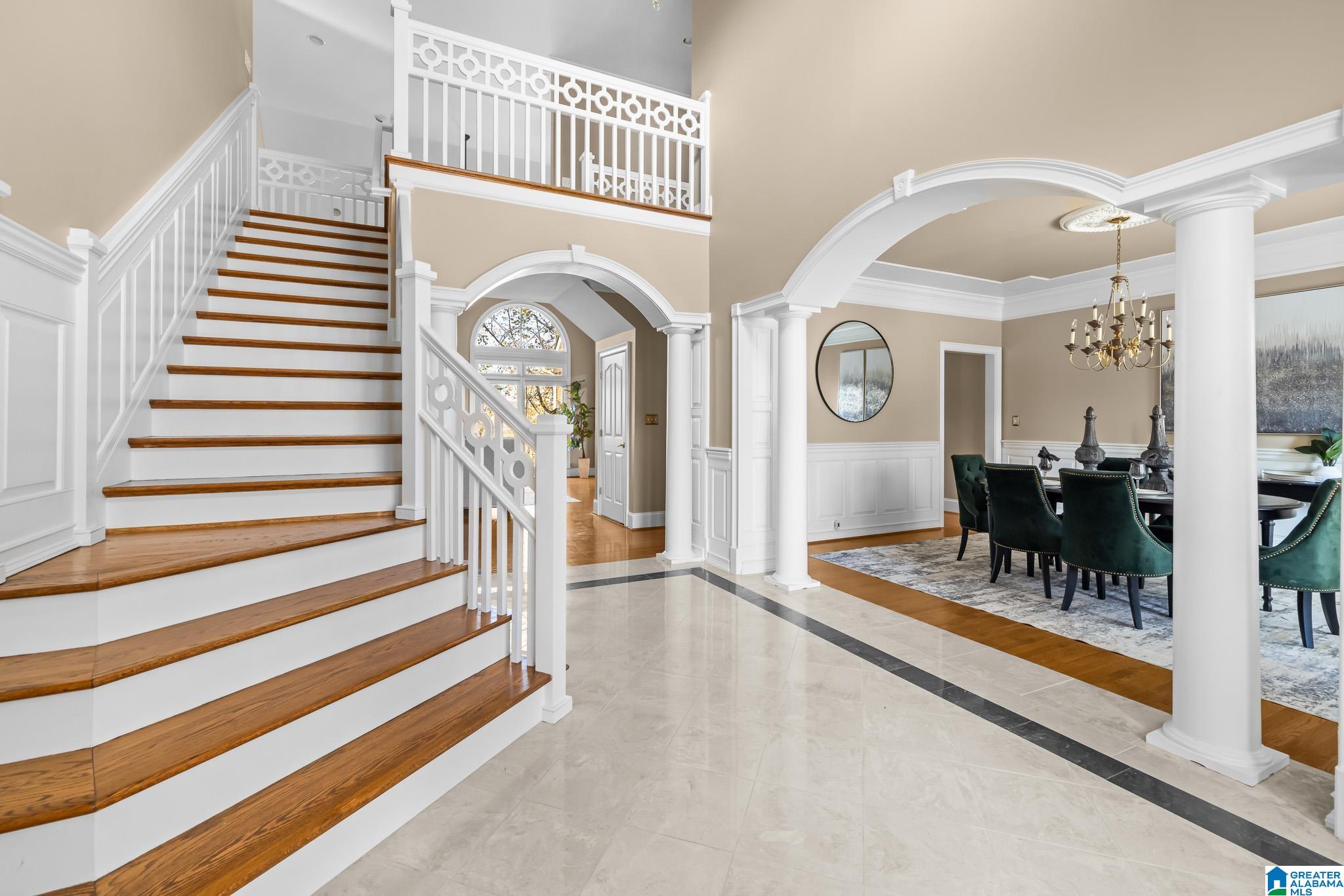 5605 RIDGEVIEW DRIVE