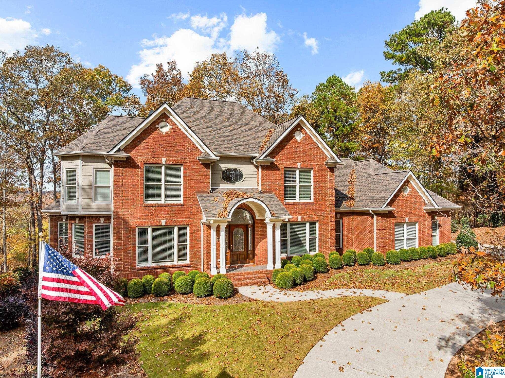 5605 RIDGEVIEW DRIVE