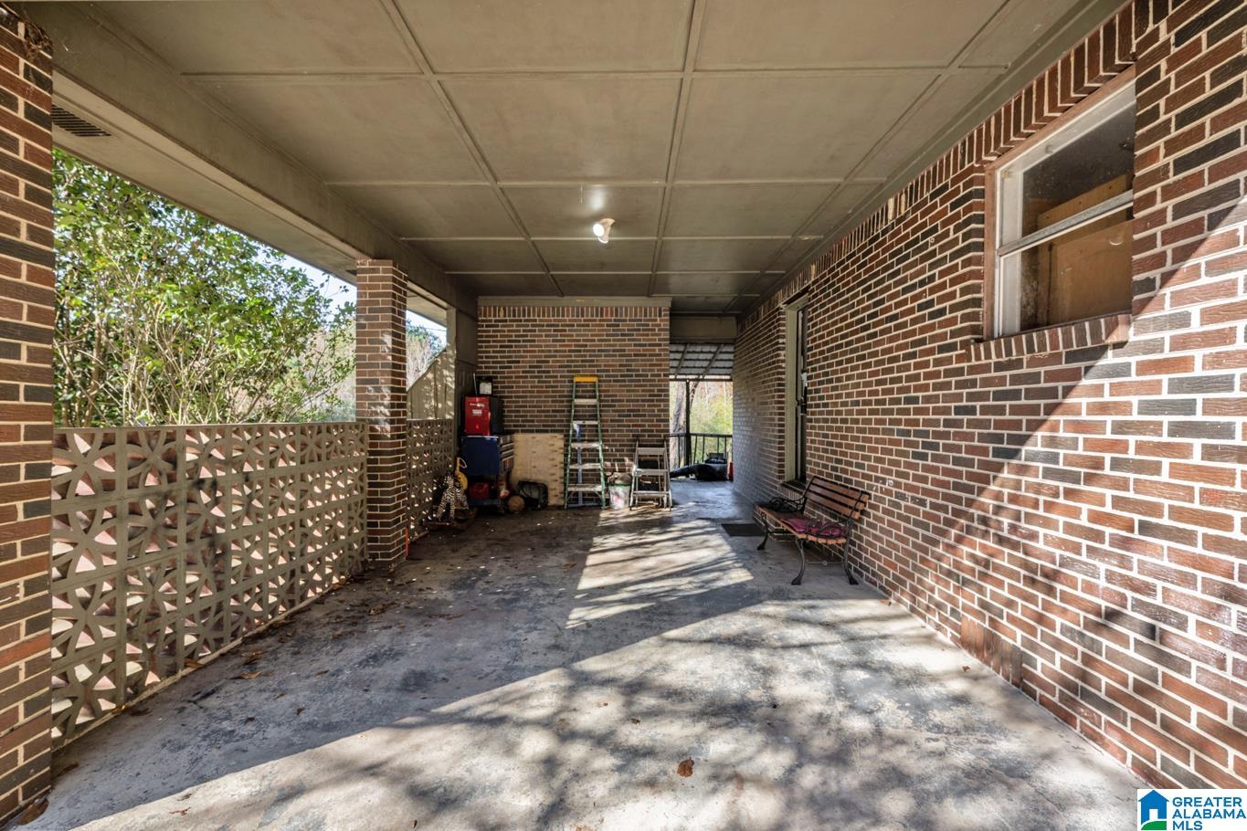 719 COUNTRY CLUB ROAD