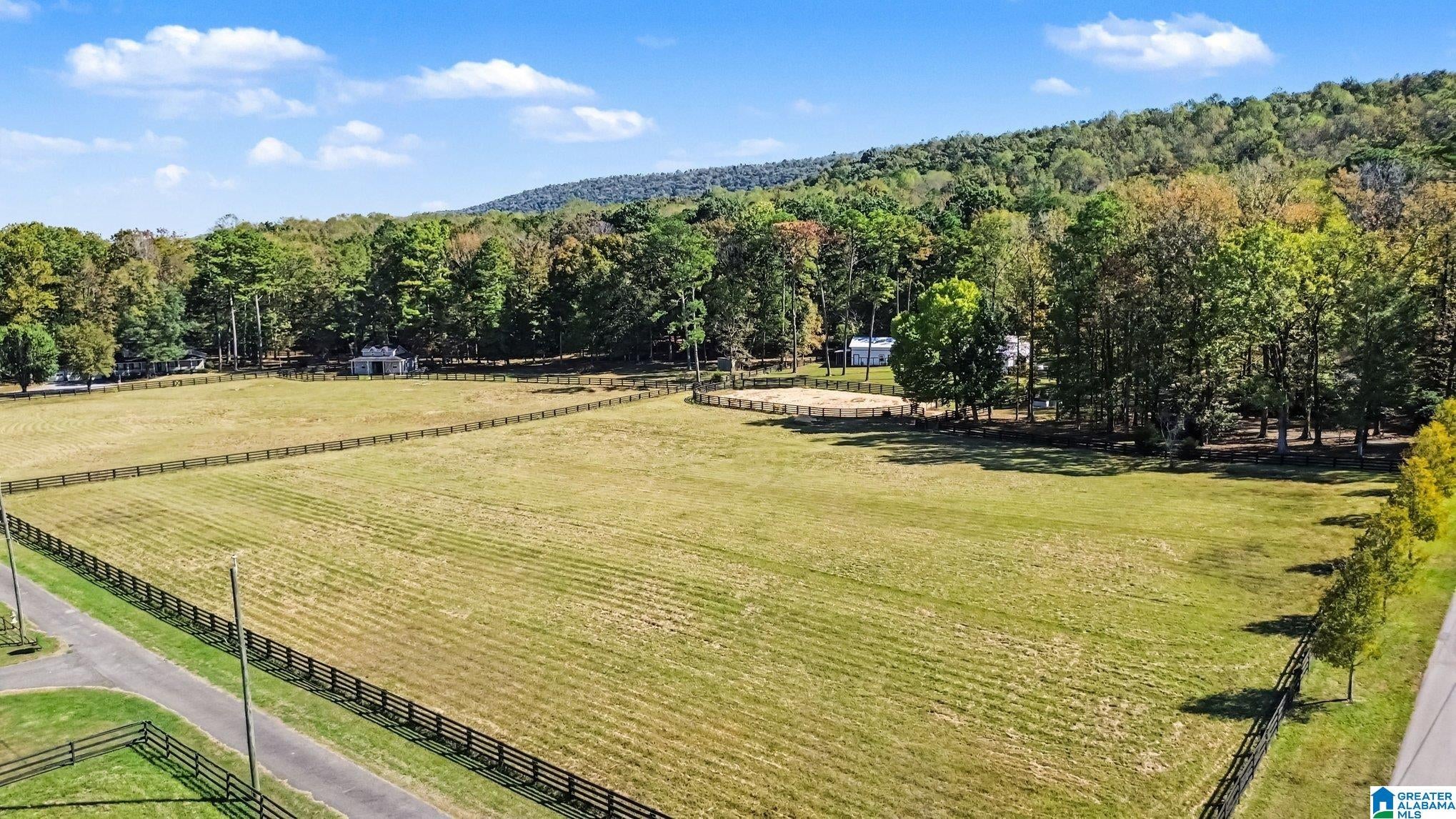 3255 EASTERN VALLEY ROAD