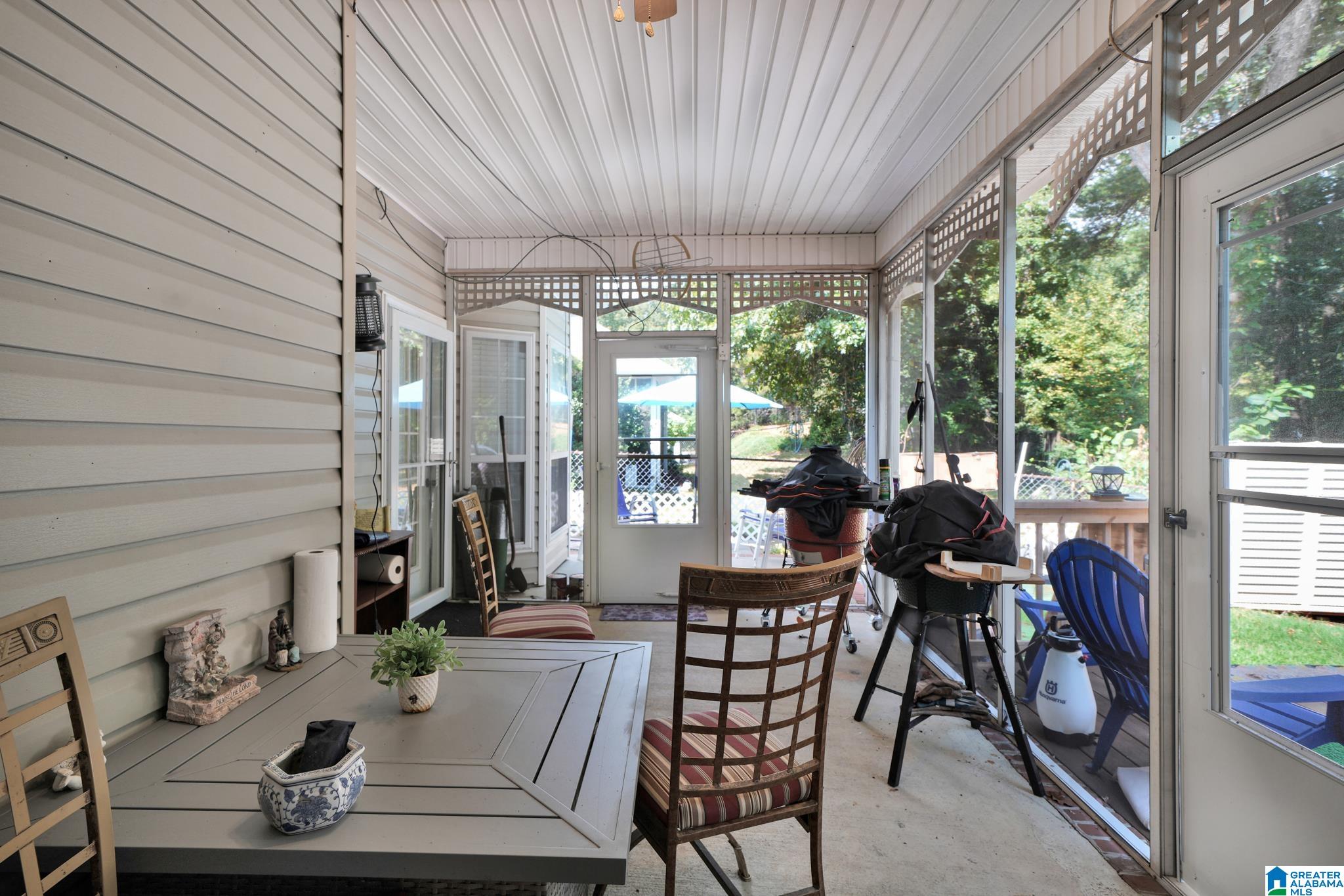 2001 WESTRIDGE DRIVE