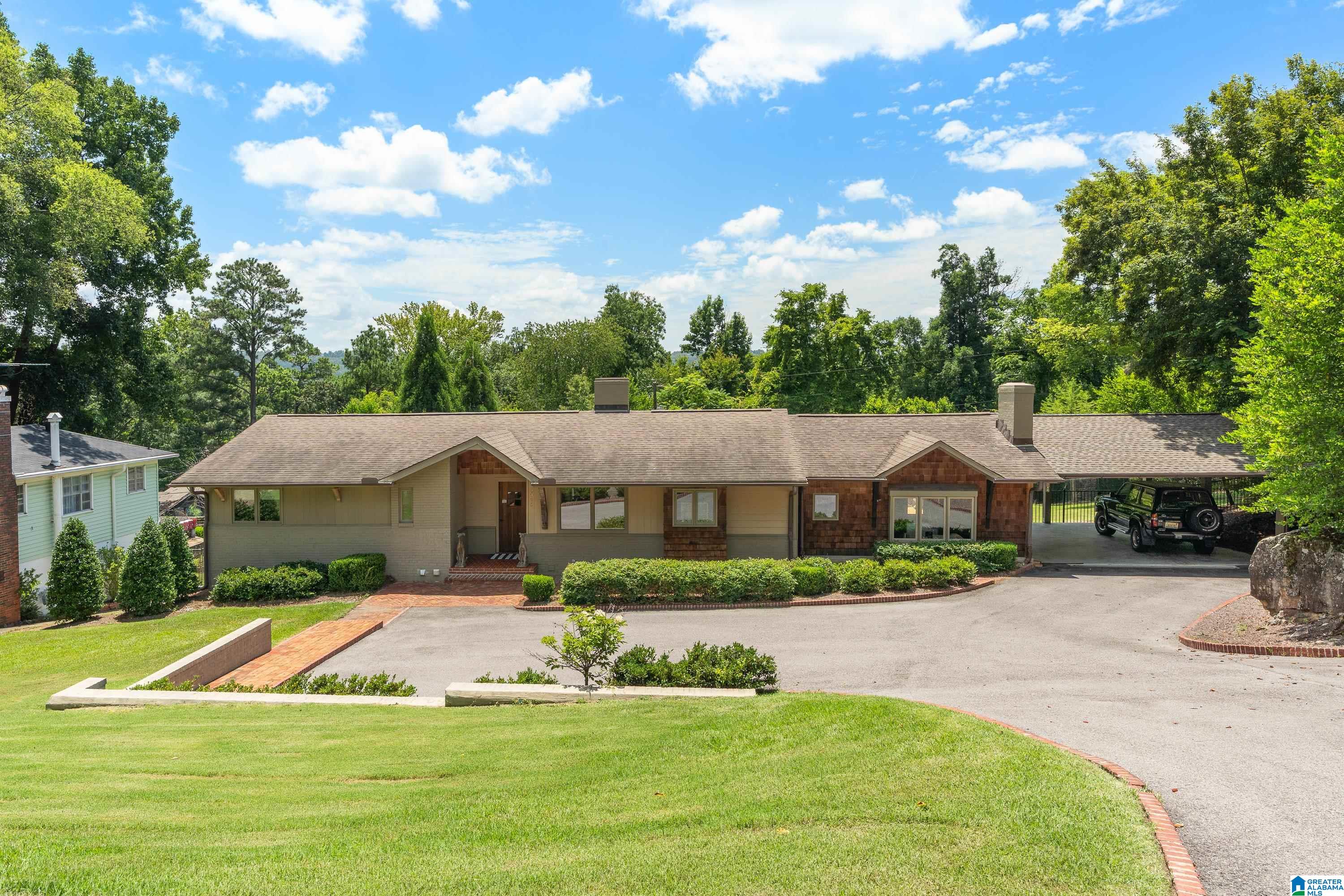 Photo 1 of 58 — 2225 PEACOCK LANE, MOUNTAIN BROOK, AL 35223