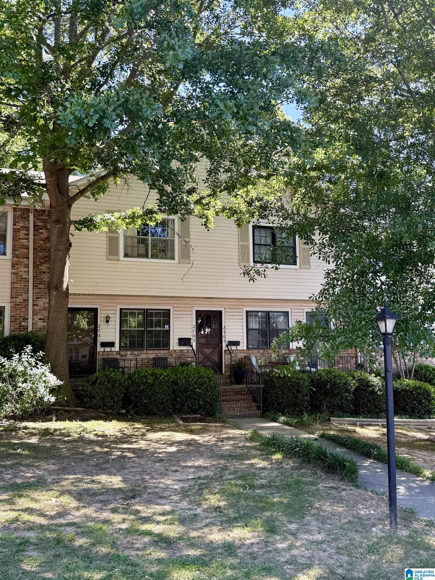 2703 SOUTHBURY CIRCLE 2703