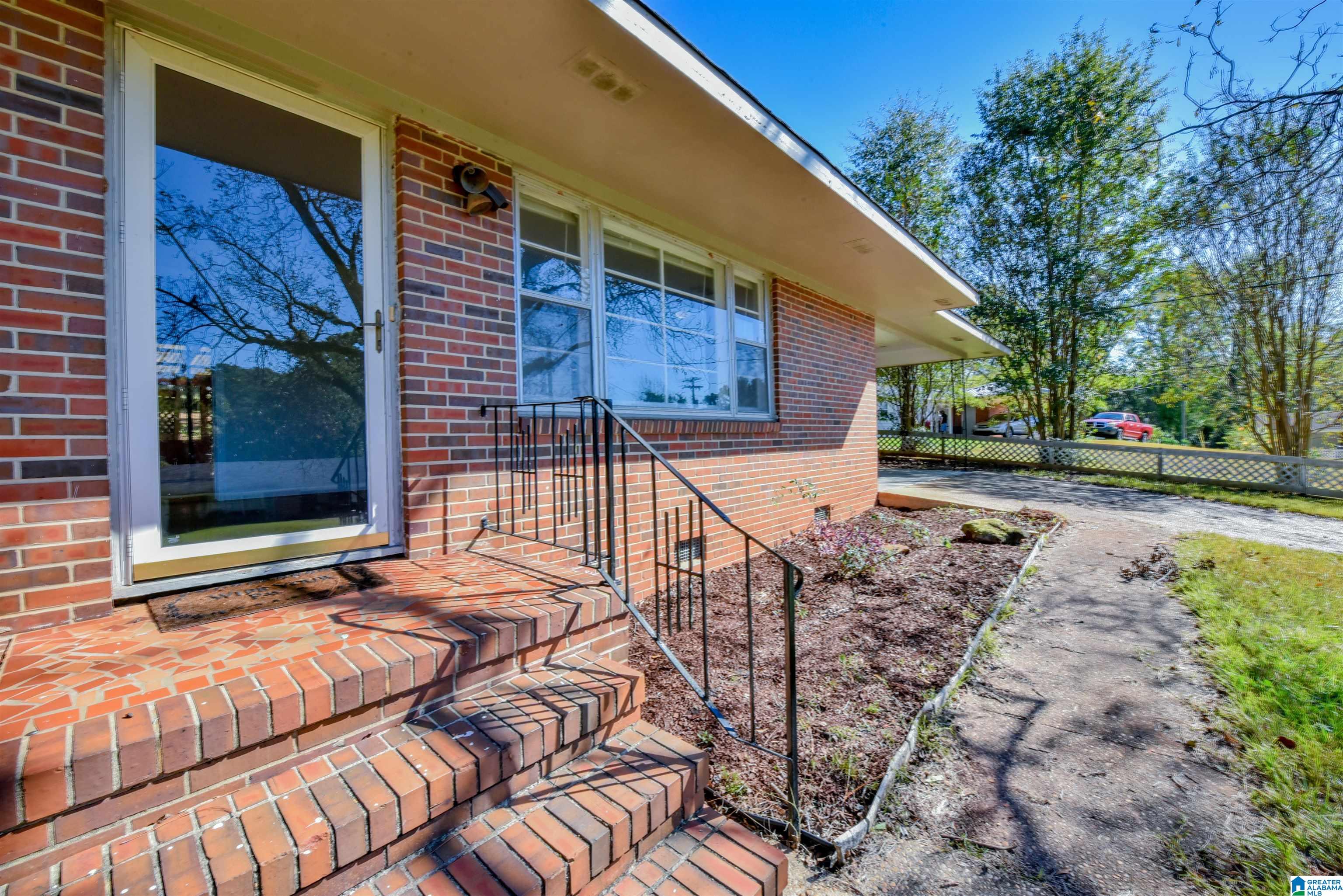 2307 WOODLAND TERRACE