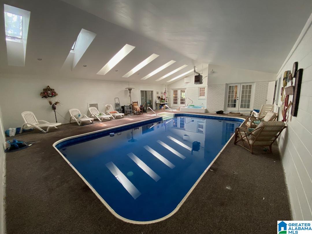 4904 HEATHERWOOD DRIVE
