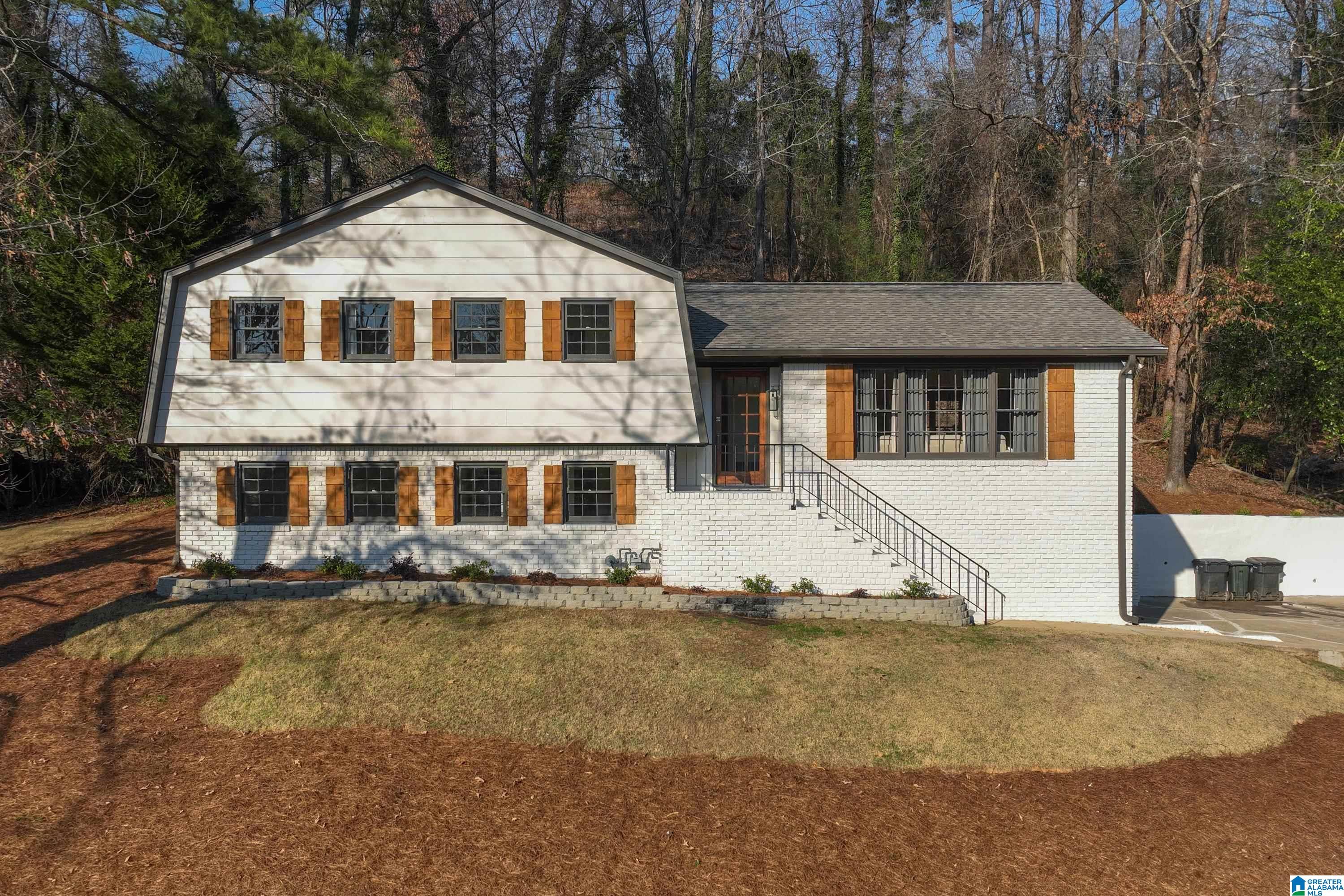 1528 BLIND BROOK LANE