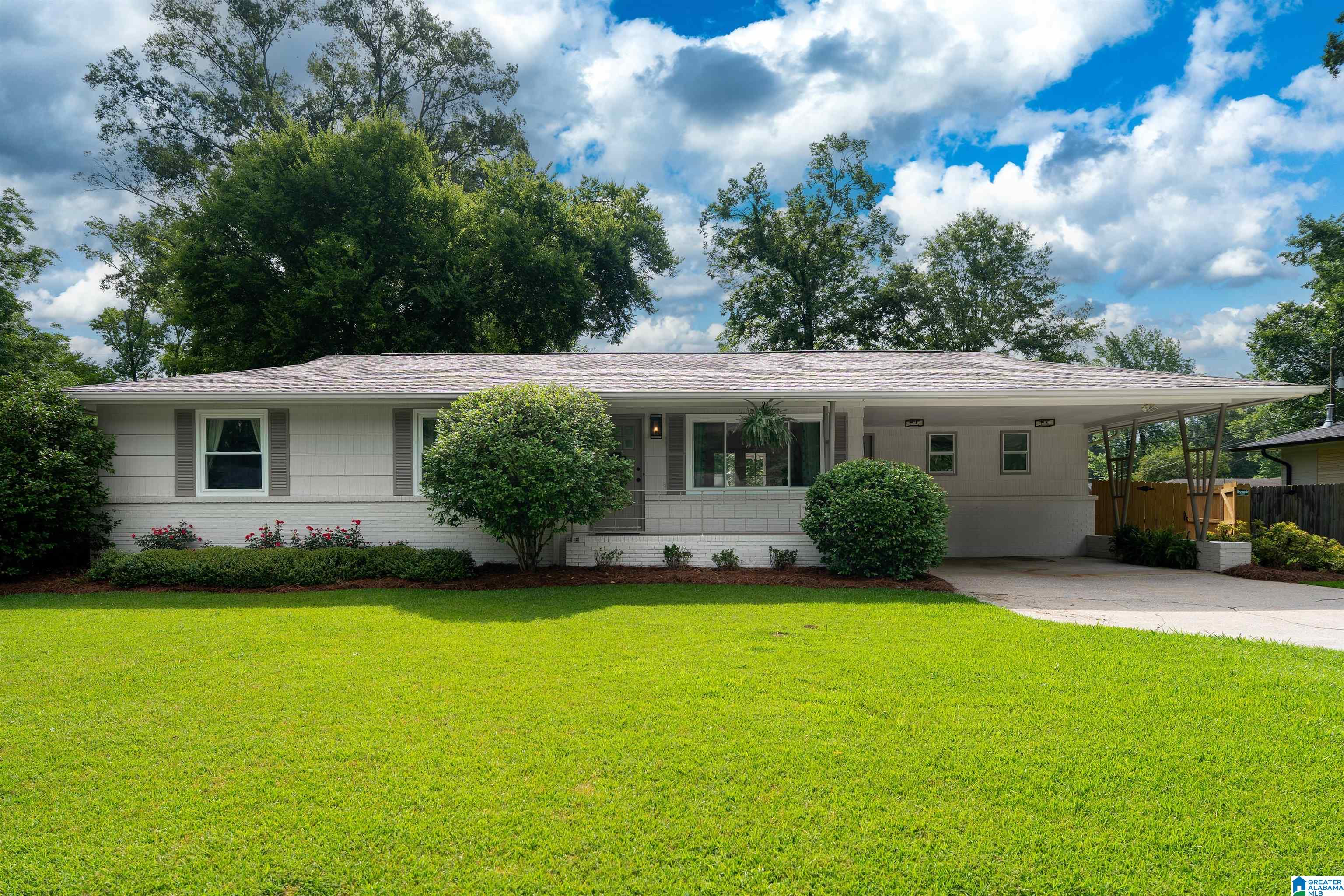 4013 MEADOWLAWN DRIVE