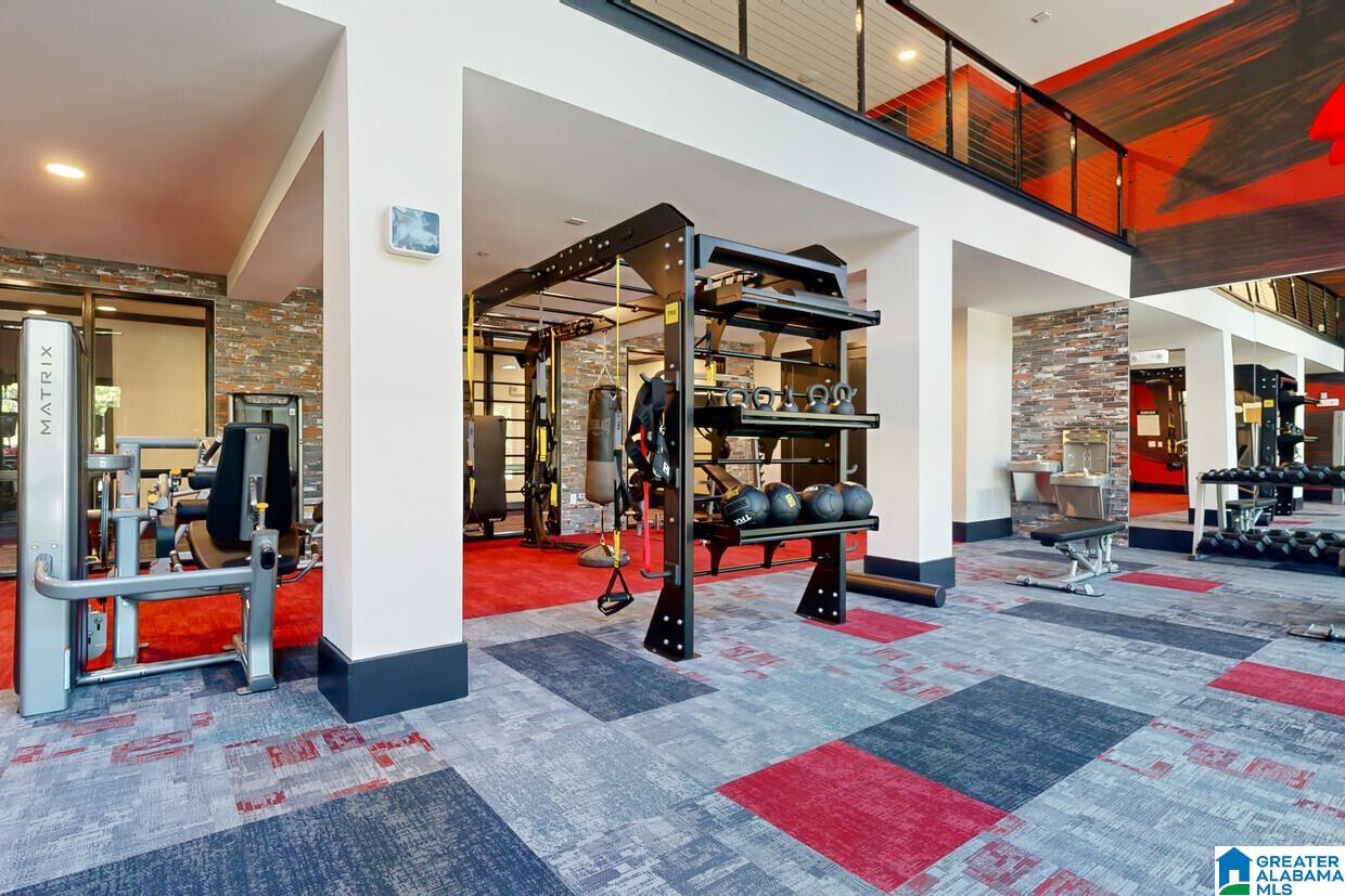 3560 GRANDVIEW PARKWAY 2532