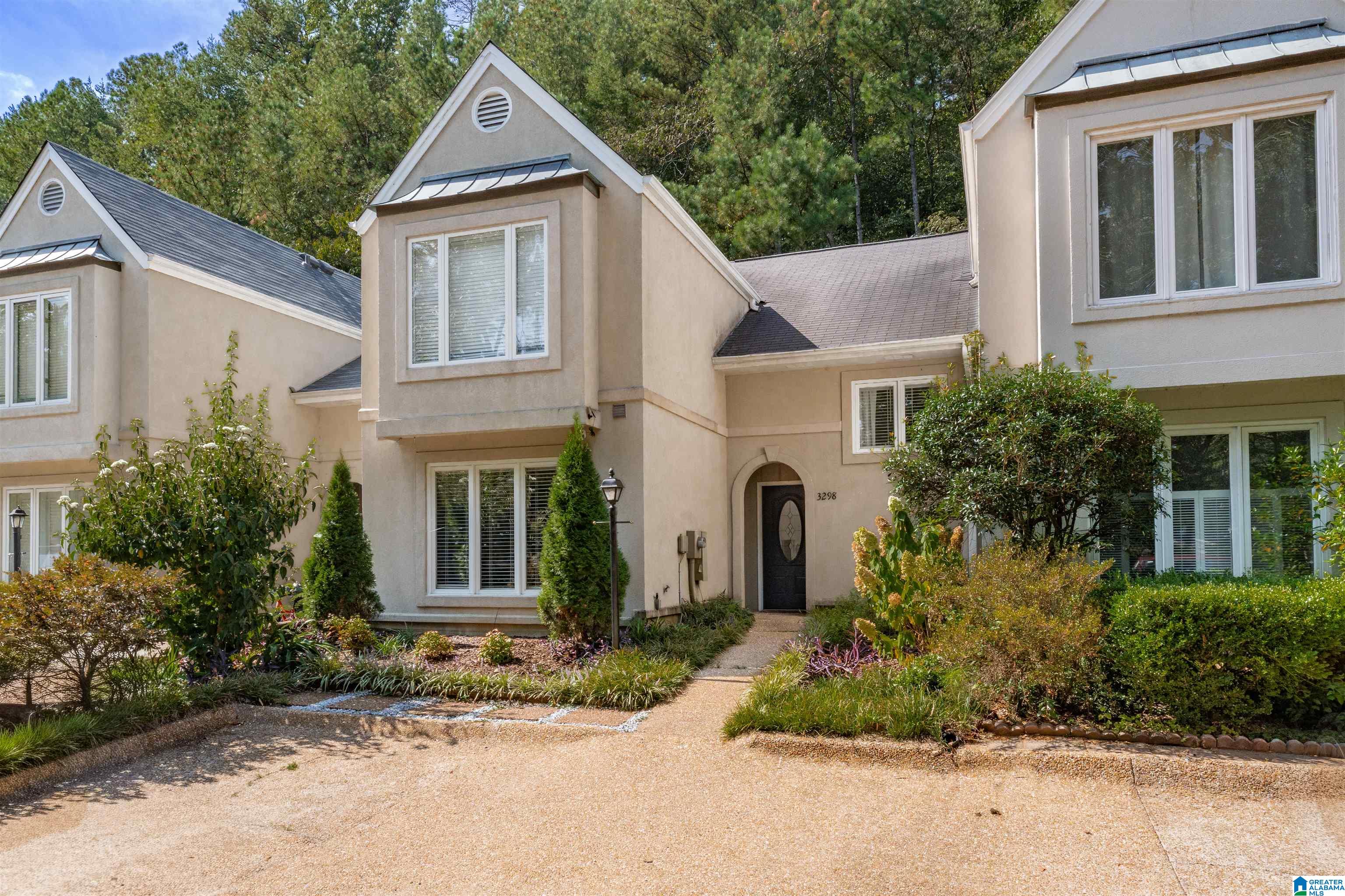 3298 SHALLOWFORD CIRCLE