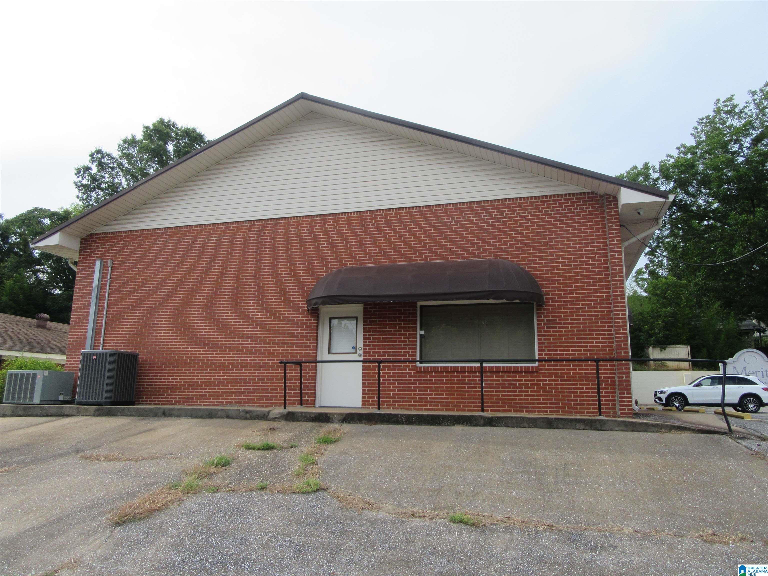 216 BATTLE STREET