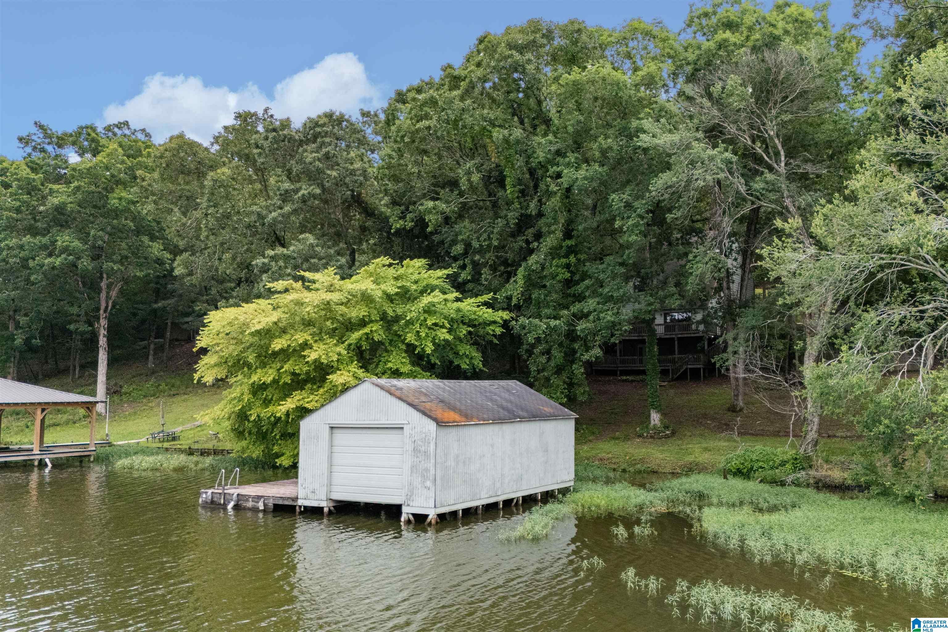 809 PARADISE POINT DRIVE